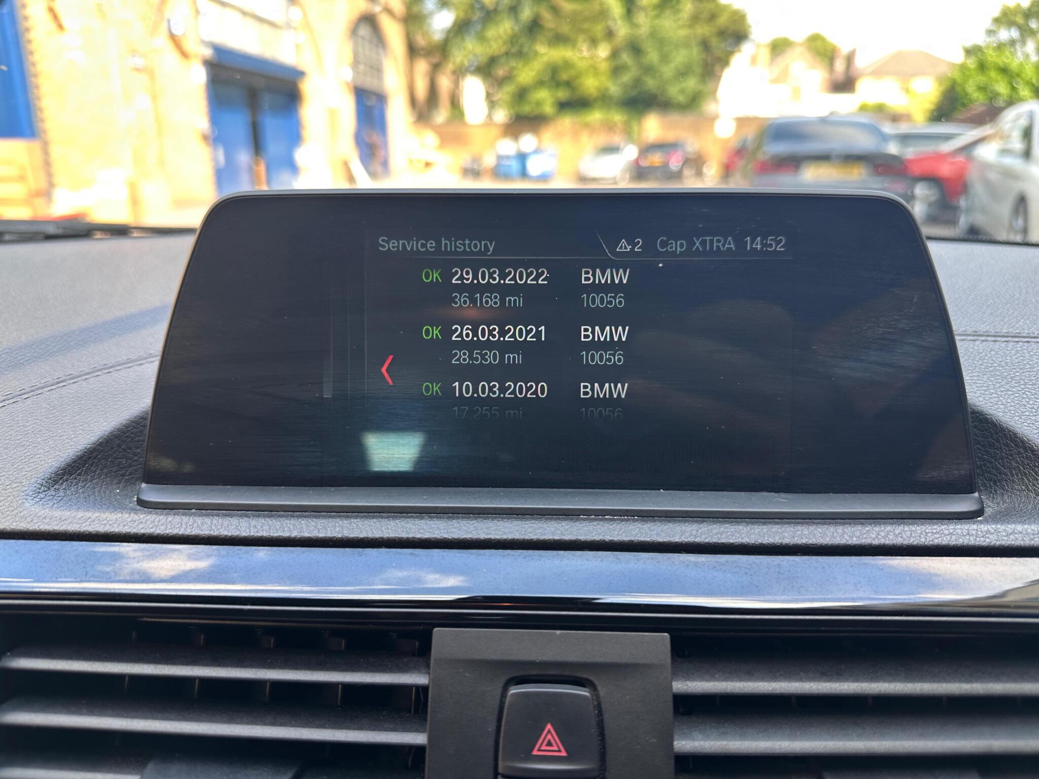 BMW 1 Series view 32