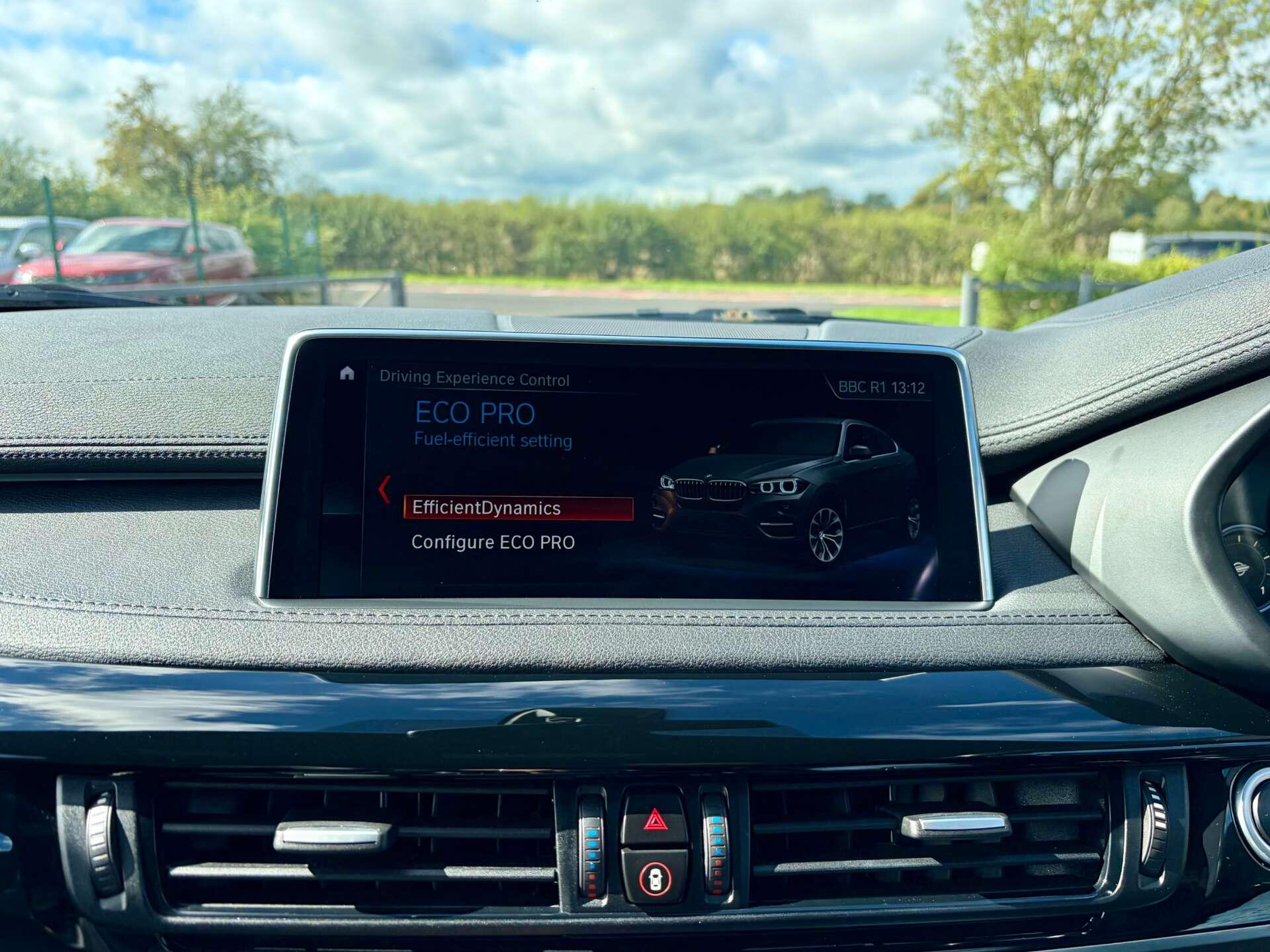 BMW X6 view 47