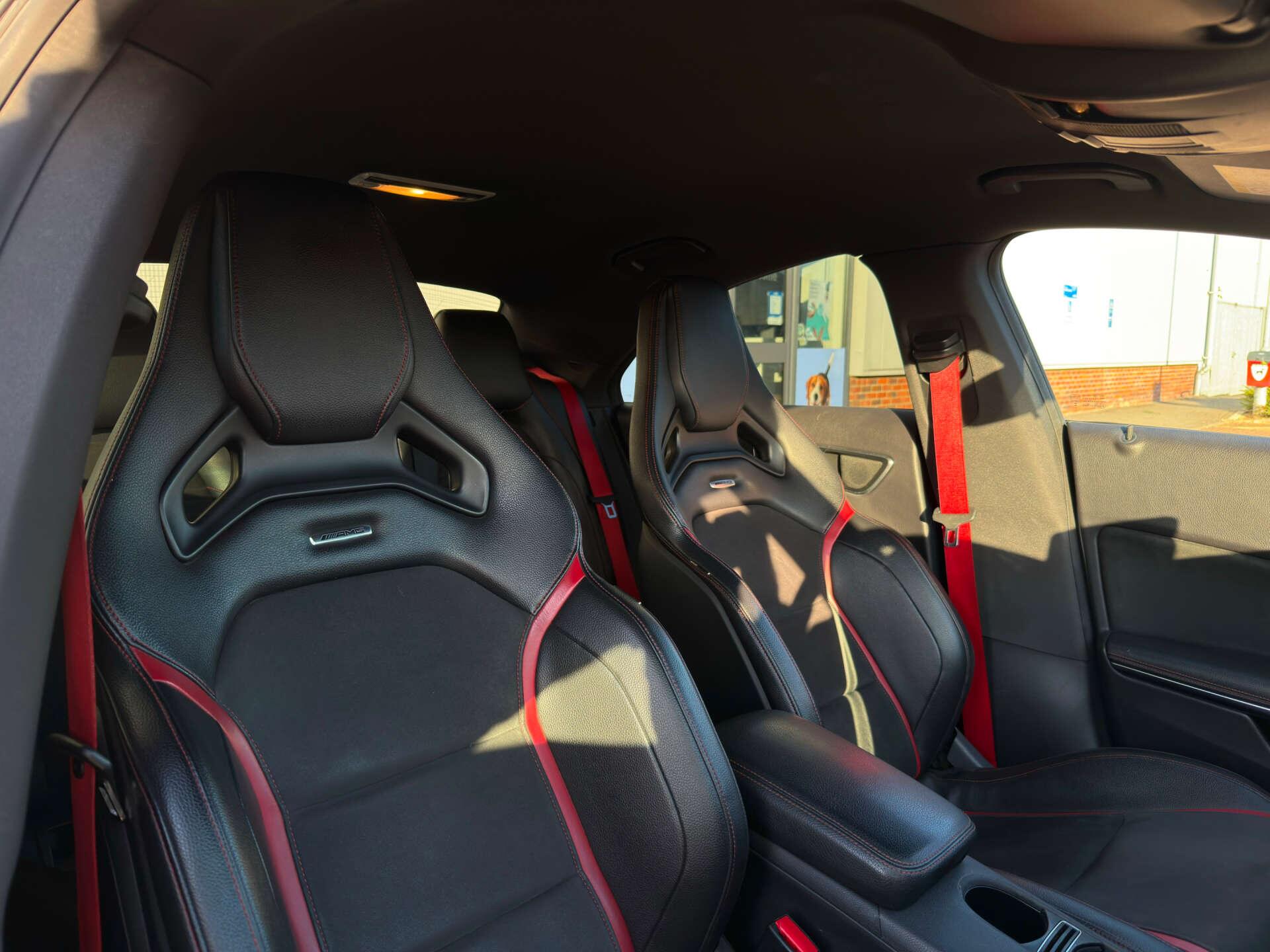 Mercedes-Benz Cla view 14