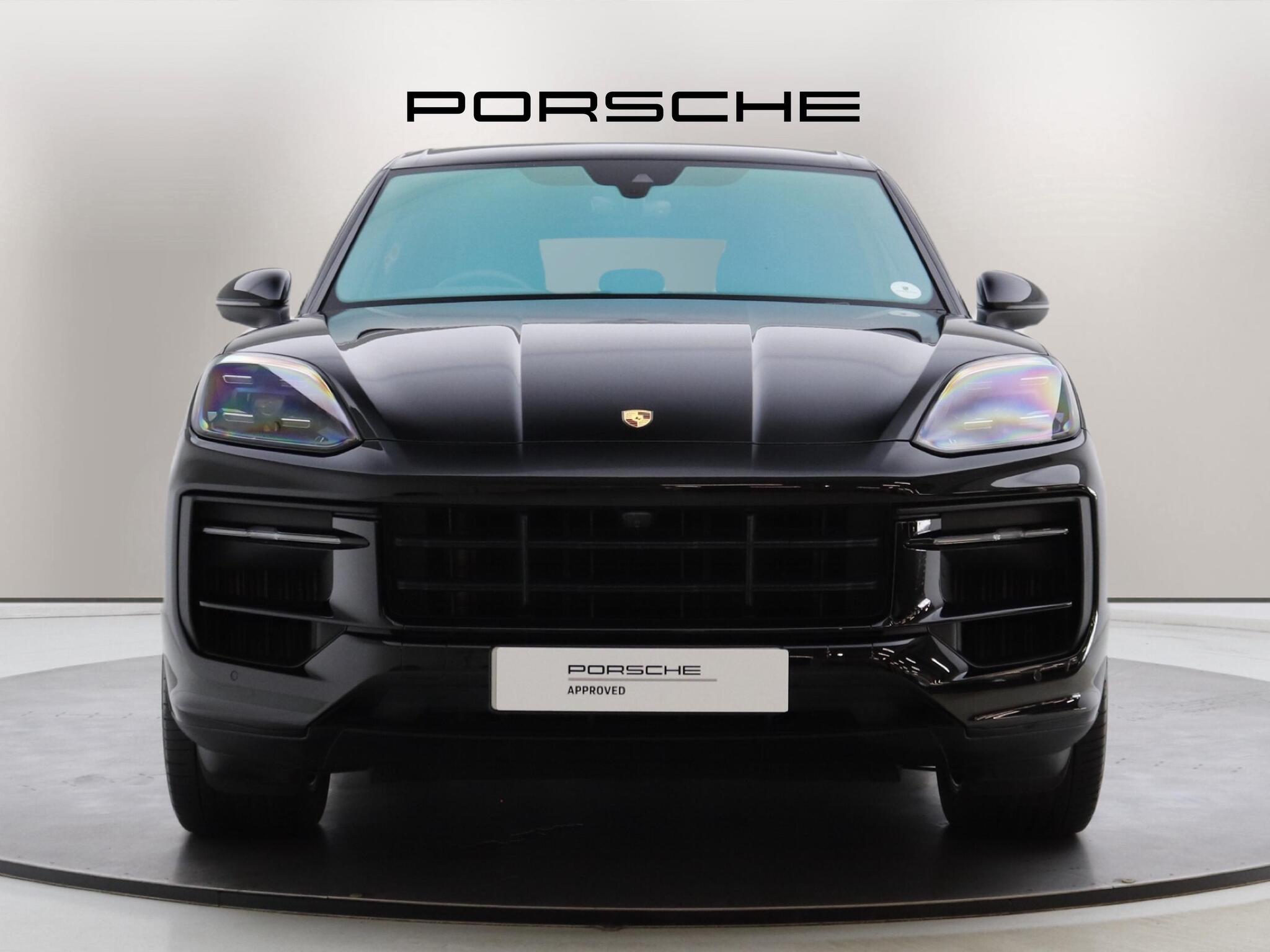 Porsche Cayenne view 6