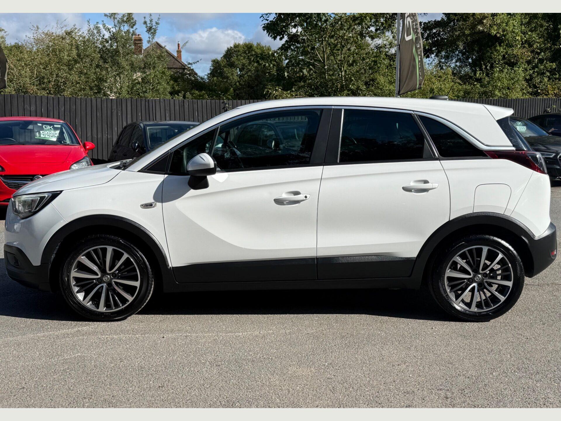 Vauxhall Crossland X view 9
