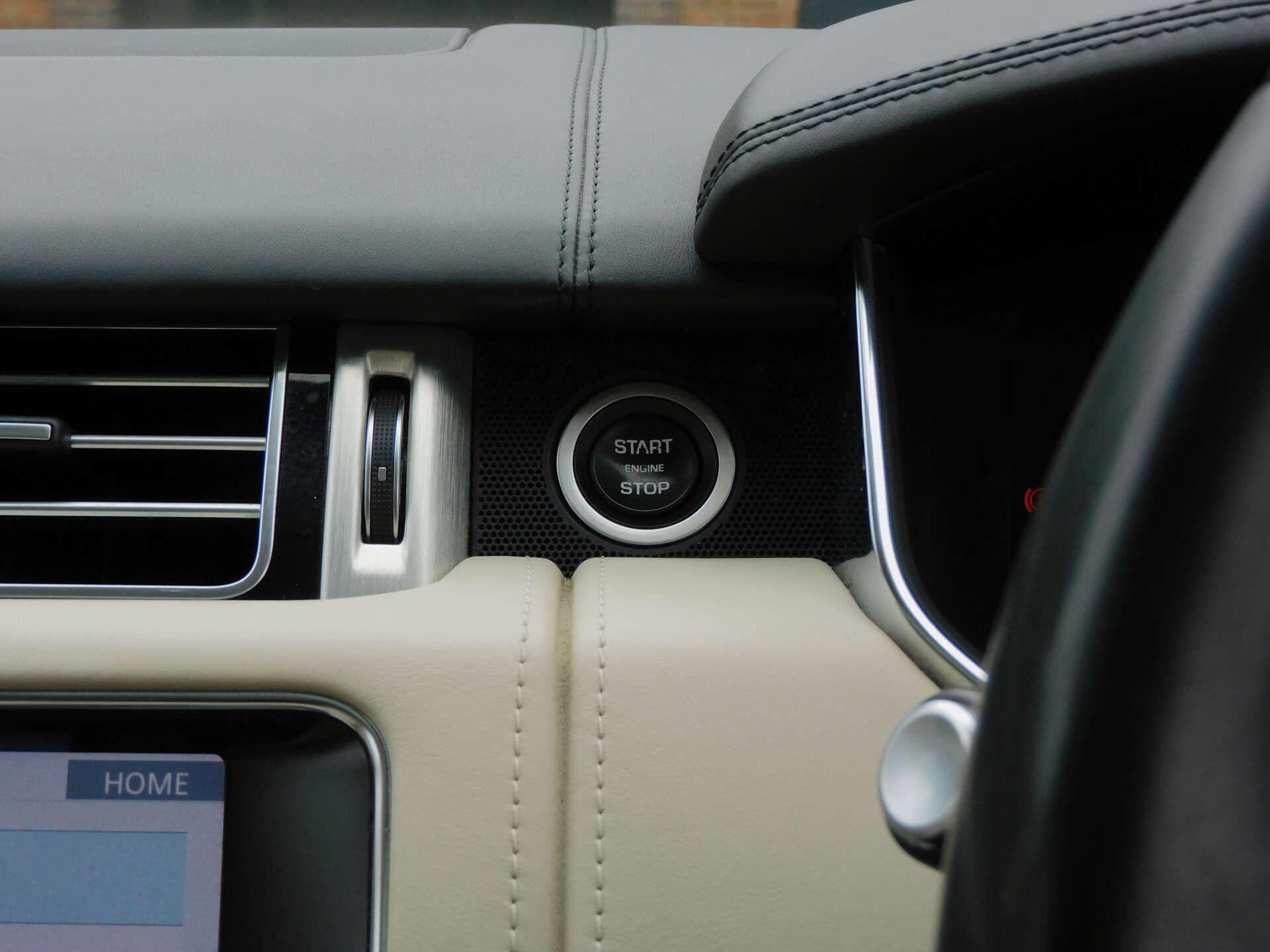 Land Rover Range Rover view 39