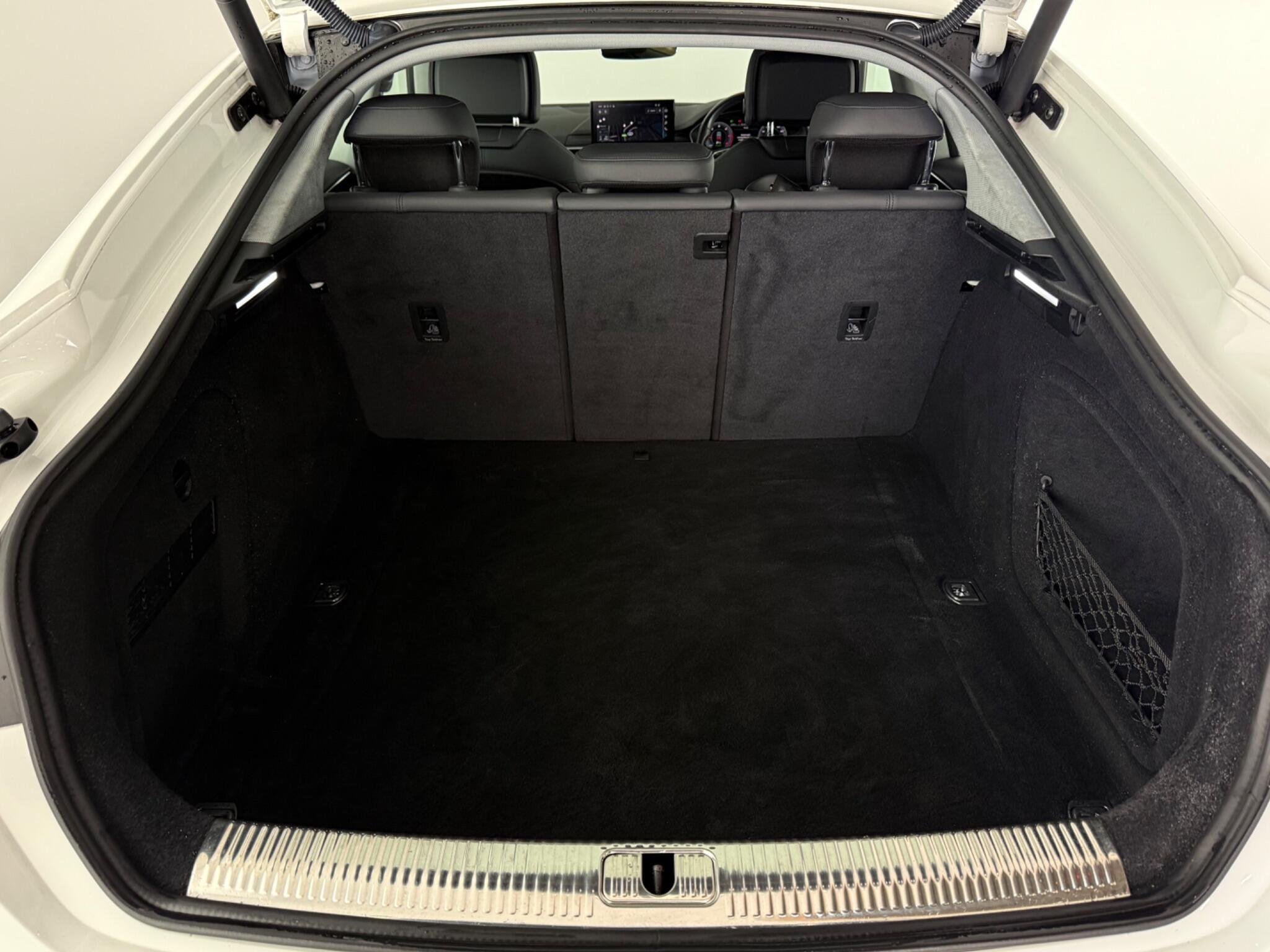 Audi A5 view 10