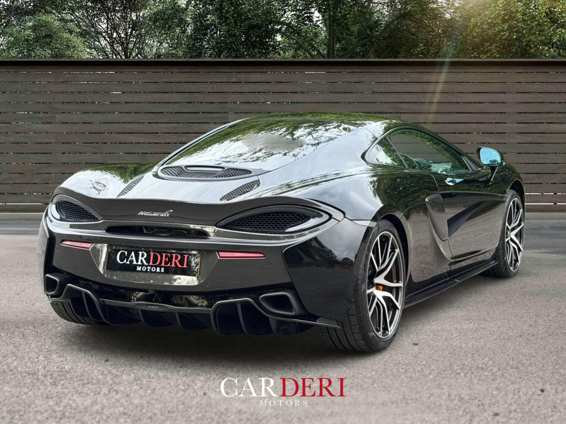McLaren 570GT view 26