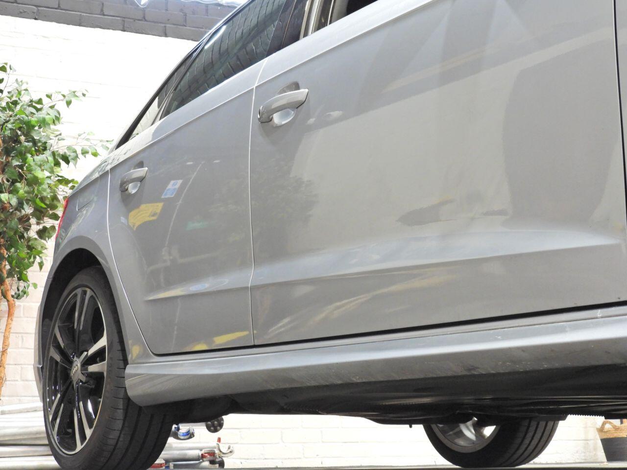 Audi A3 view 34
