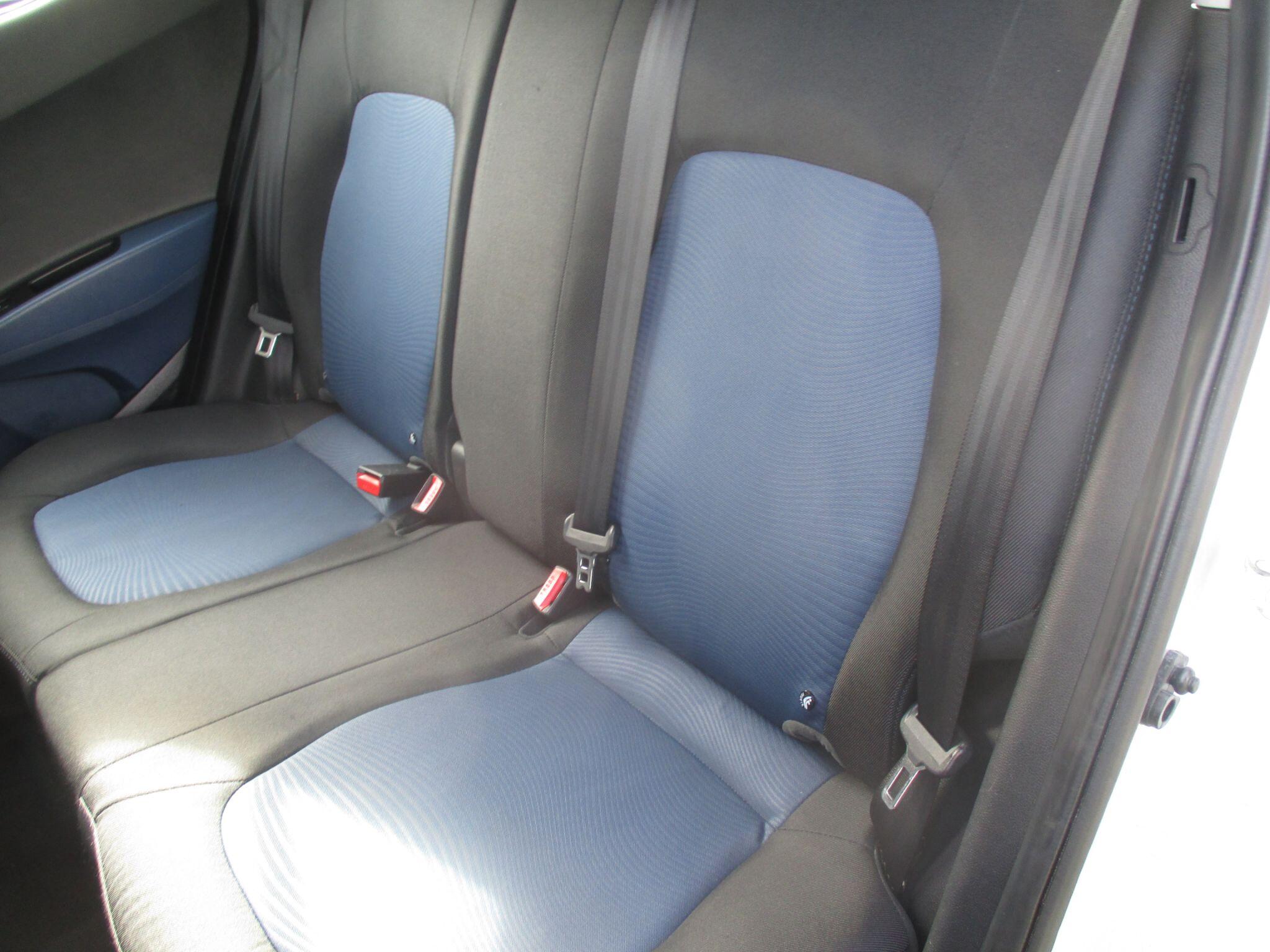 Hyundai I10 view 30
