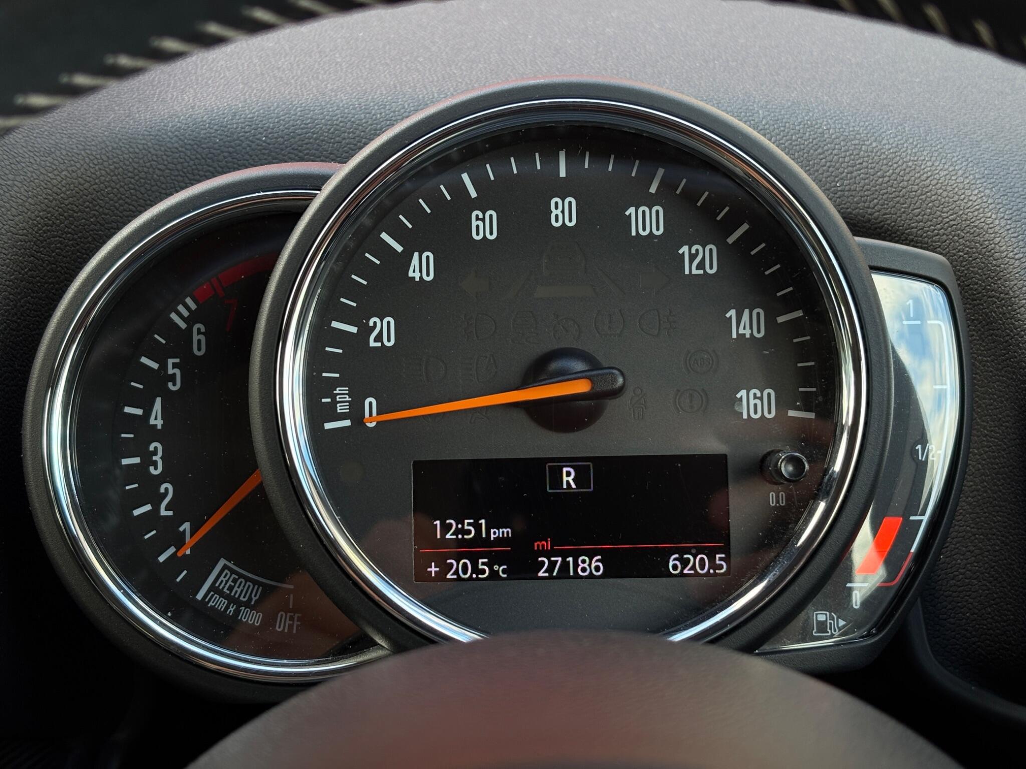 Mini Countryman view 22