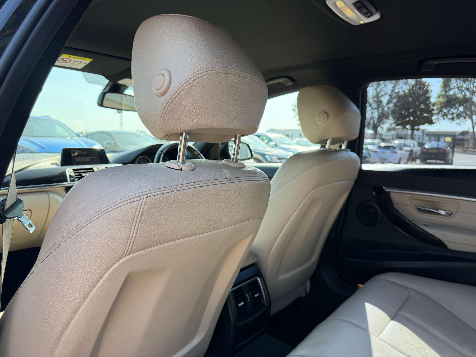 BMW 3 Series view 68