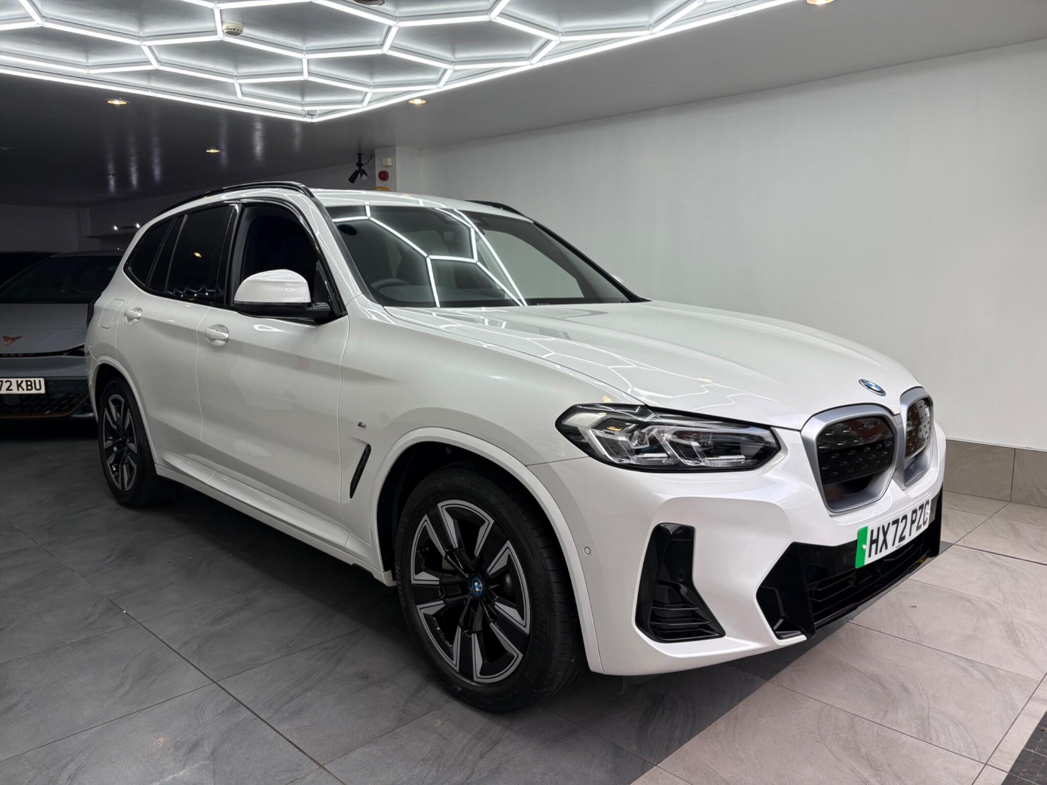 BMW iX3 view 8