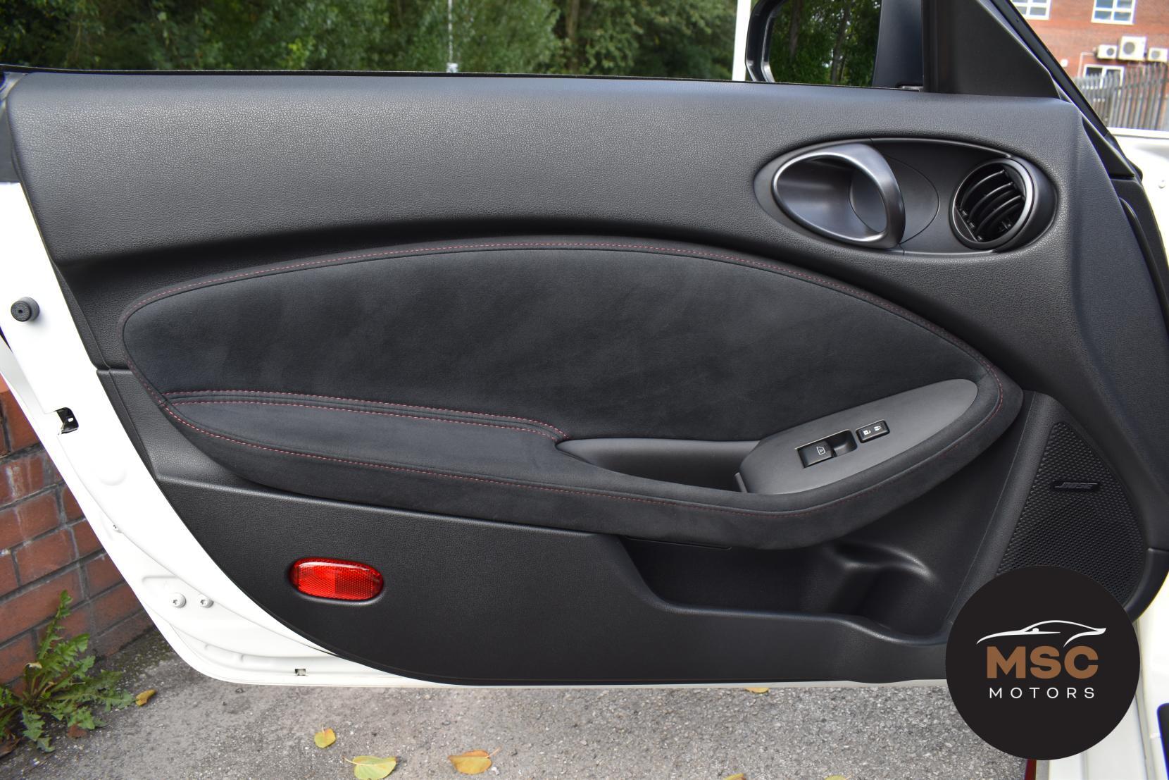 Nissan 370 Z view 60