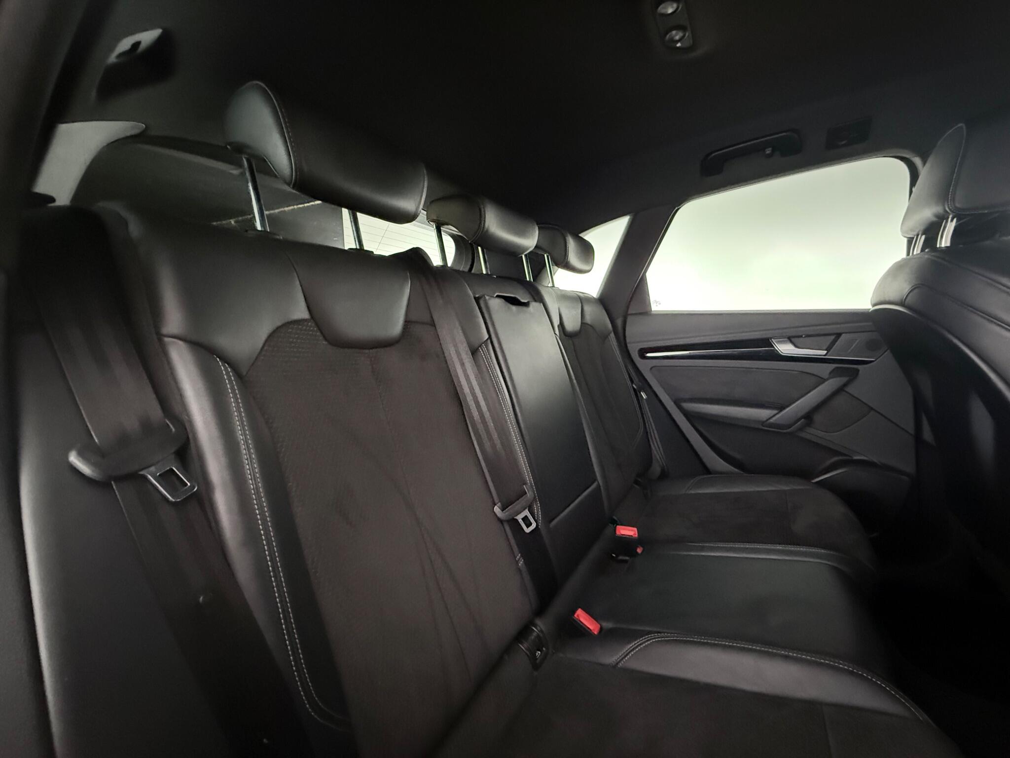Audi Q5 view 31