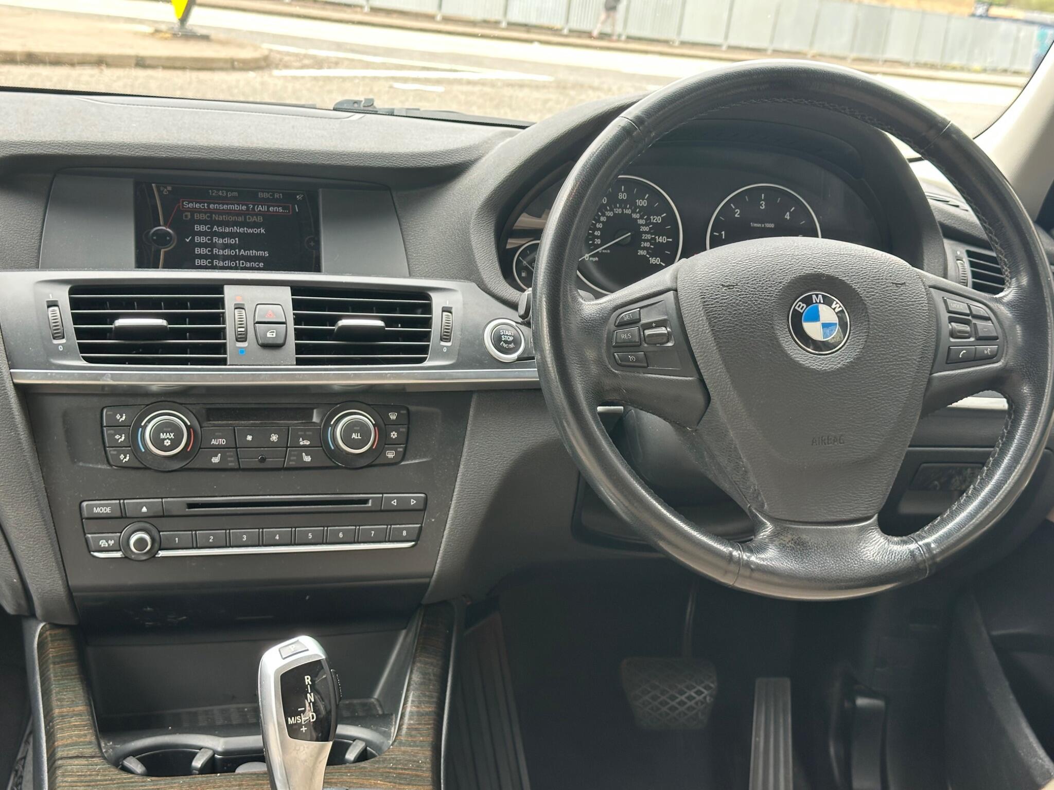 BMW X3 view 30