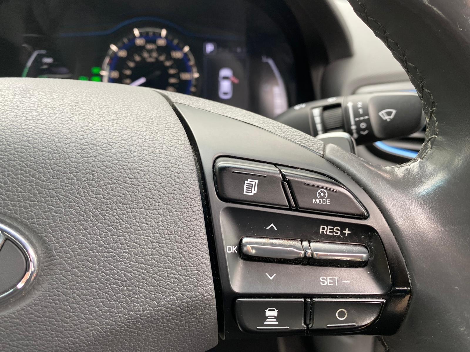 Hyundai Ioniq view 31