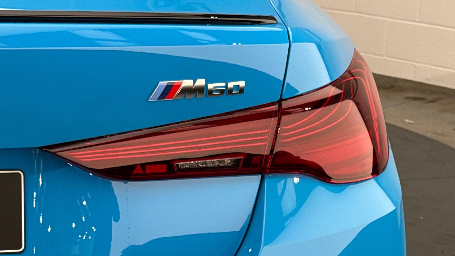 BMW i4 view 22
