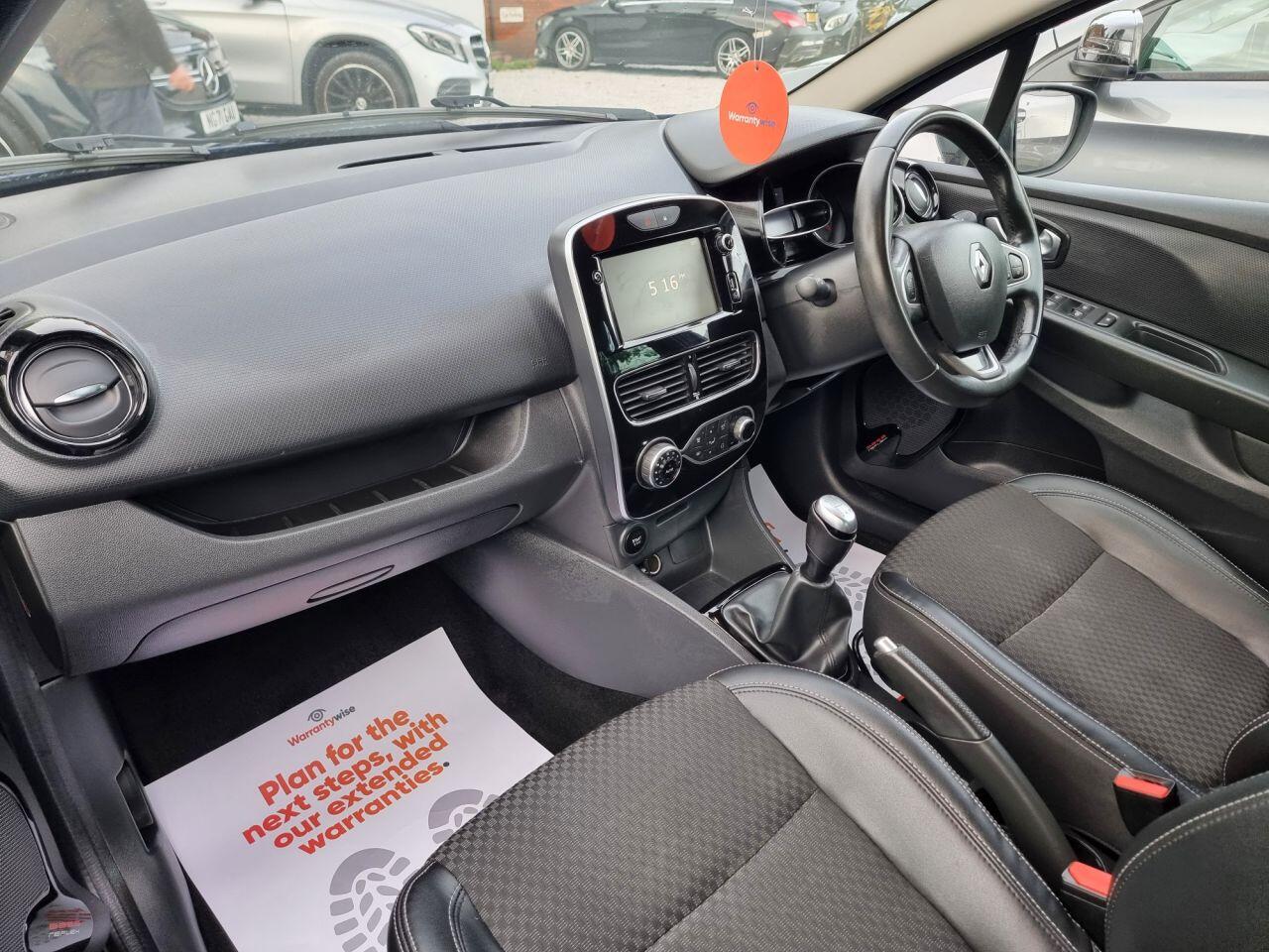 Renault Clio view 17