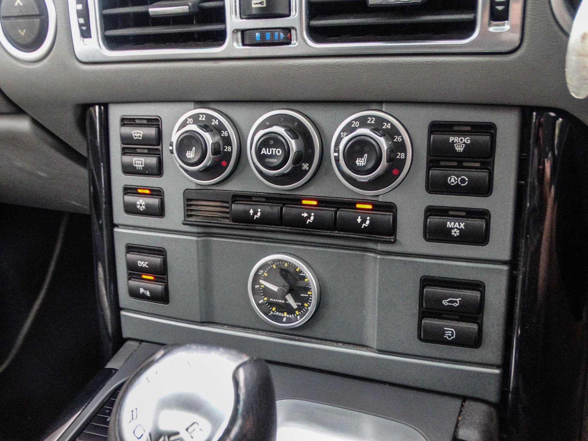 Land Rover Range Rover view 27
