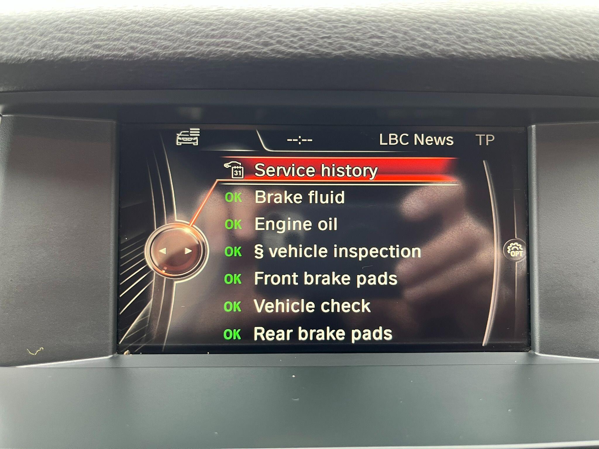 BMW X4 view 30