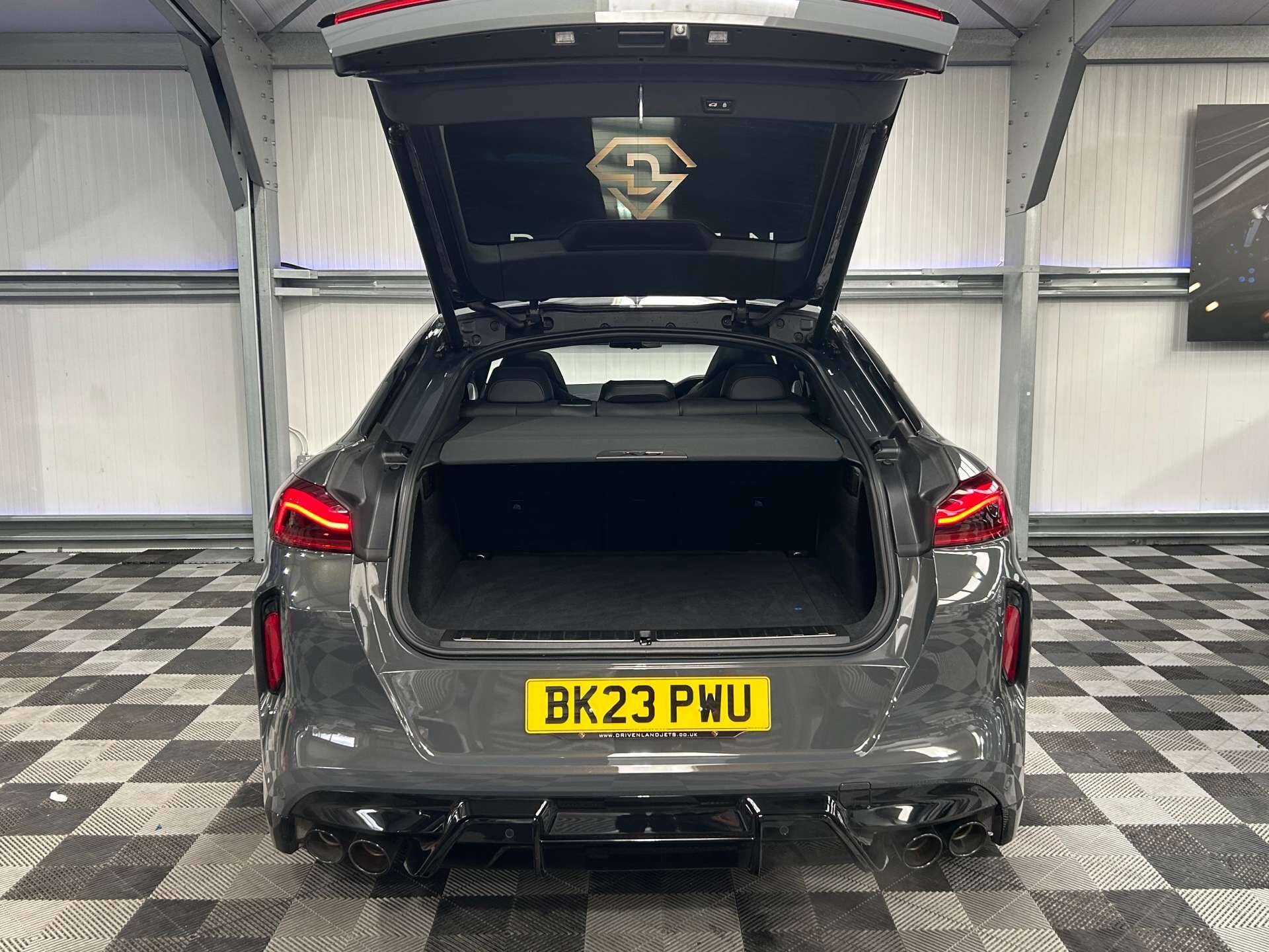 BMW X6 M view 12