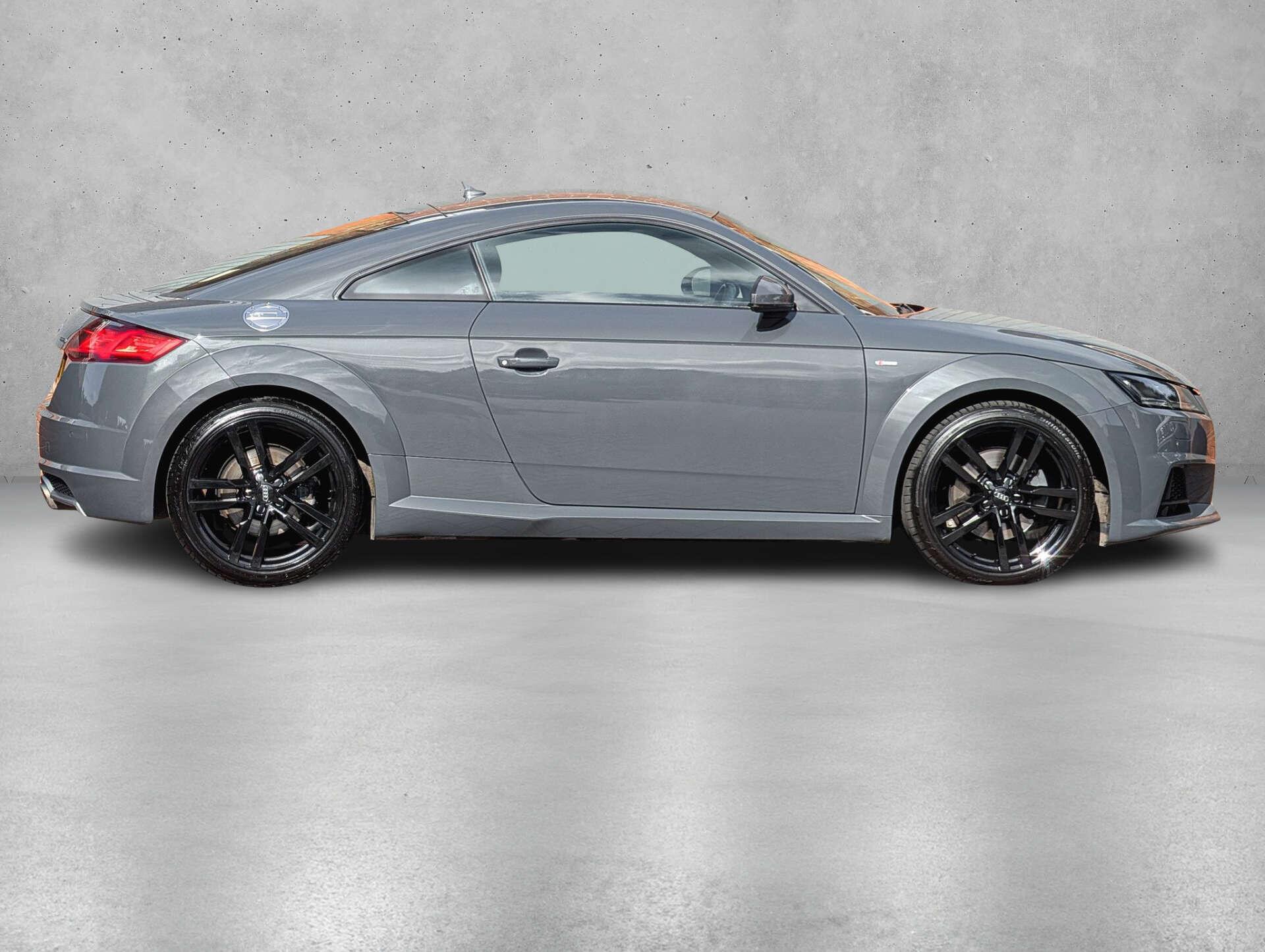 Audi TT view 8
