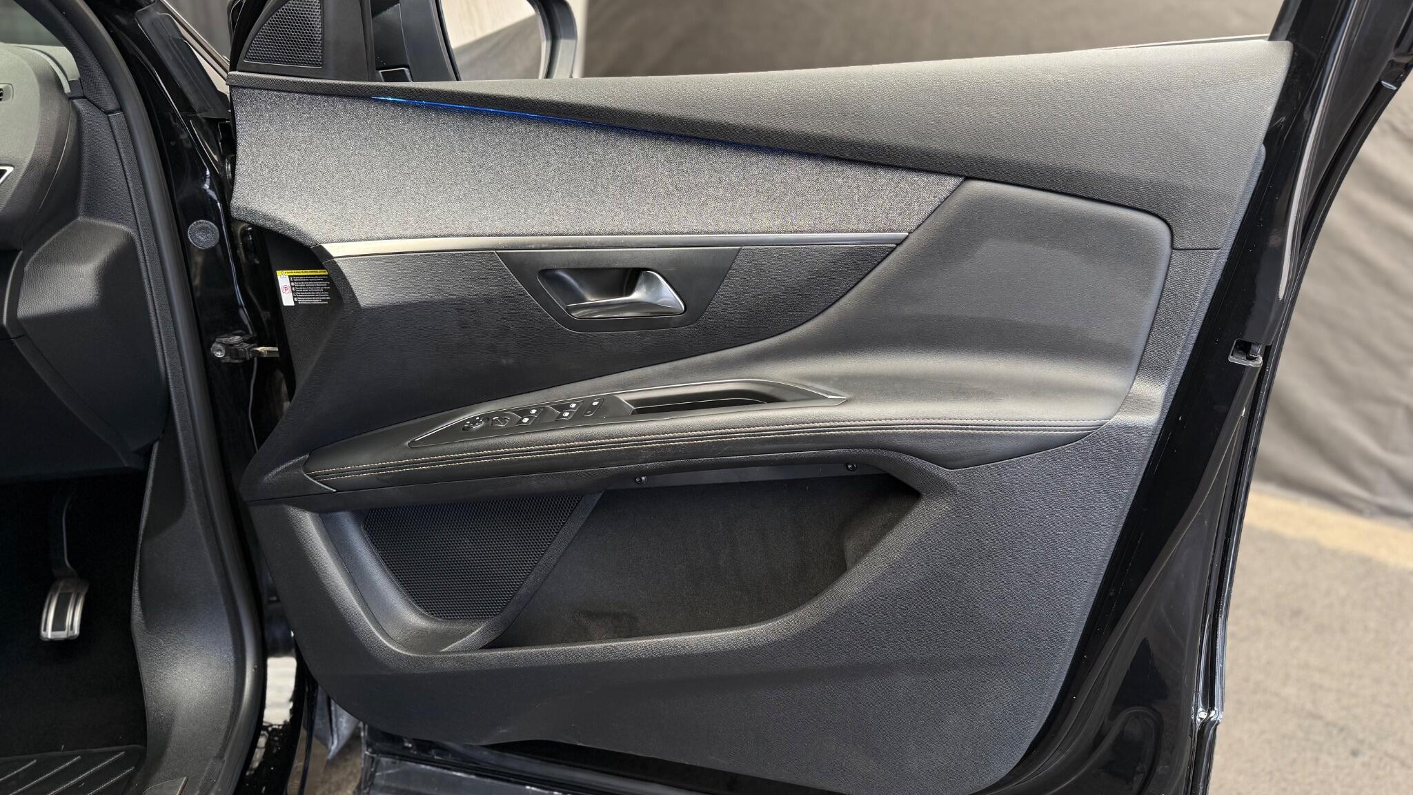 Peugeot 3008 view 20