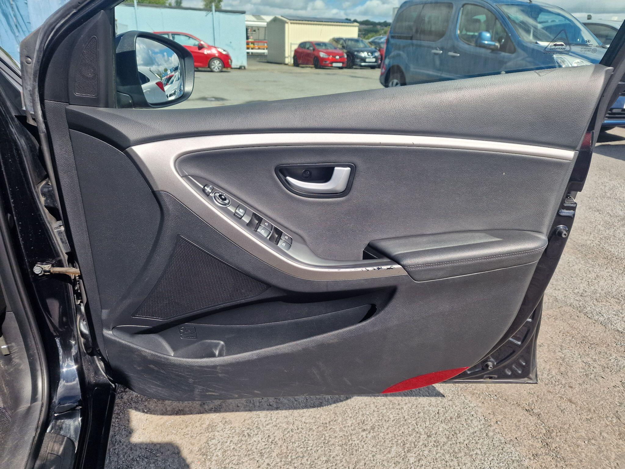 Hyundai I30 view 32