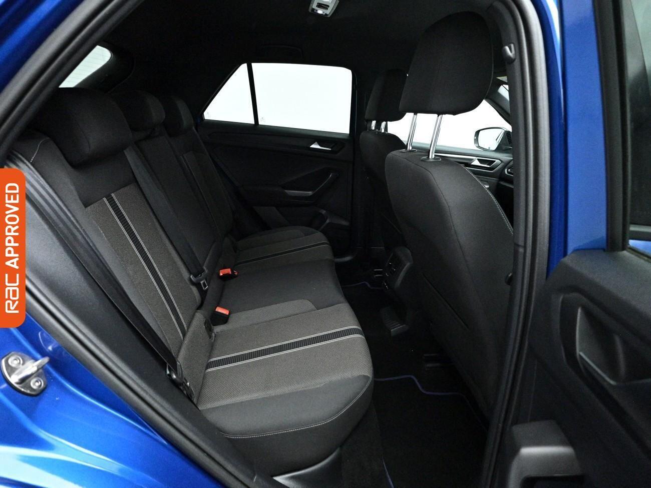 Volkswagen T-Roc view 12