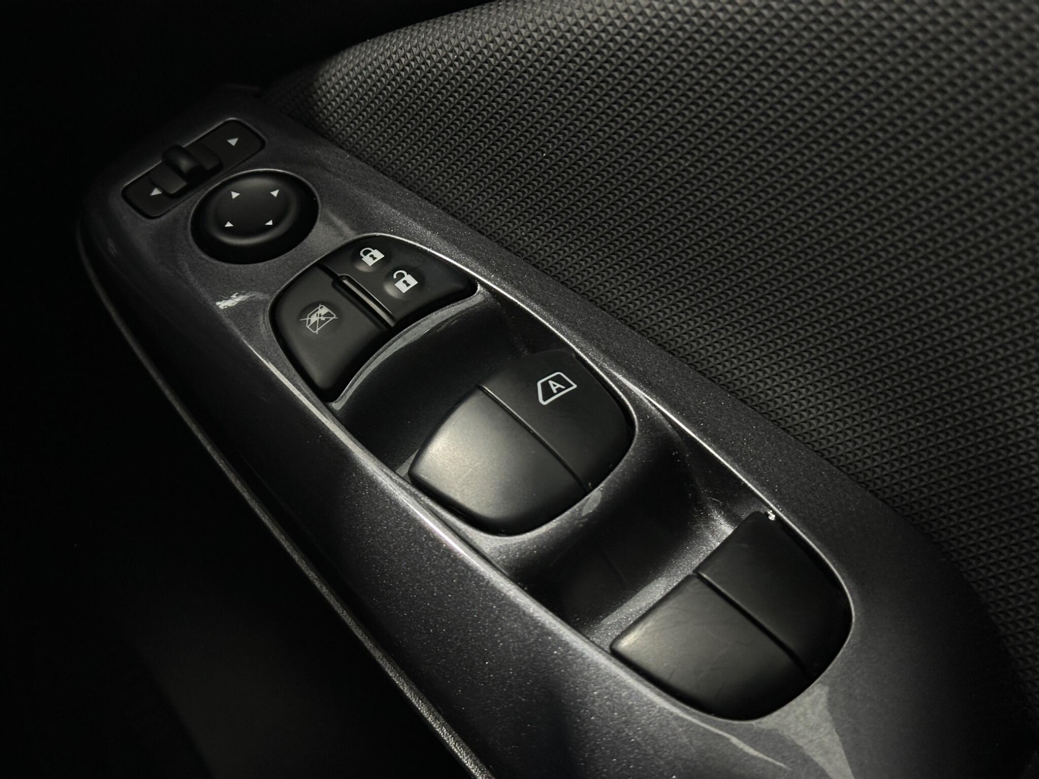 Nissan Juke view 18
