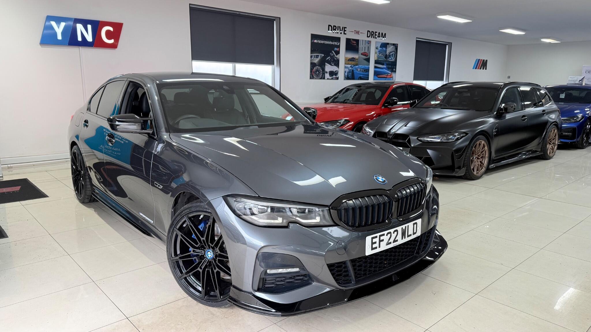 BMW 3 Series view 30