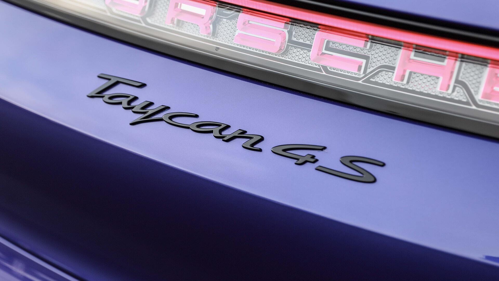 Porsche Taycan view 36