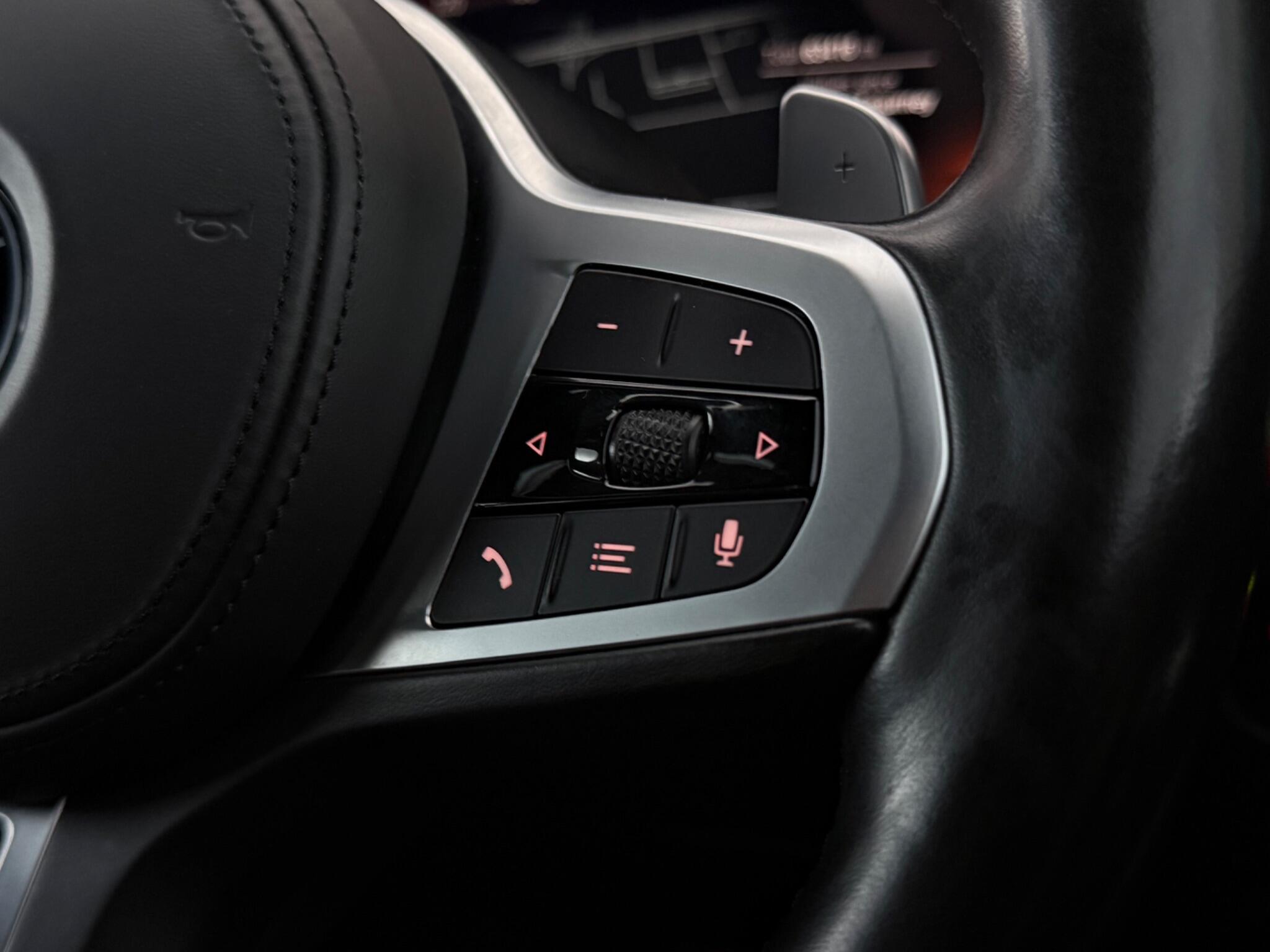 BMW 3 Series view 17