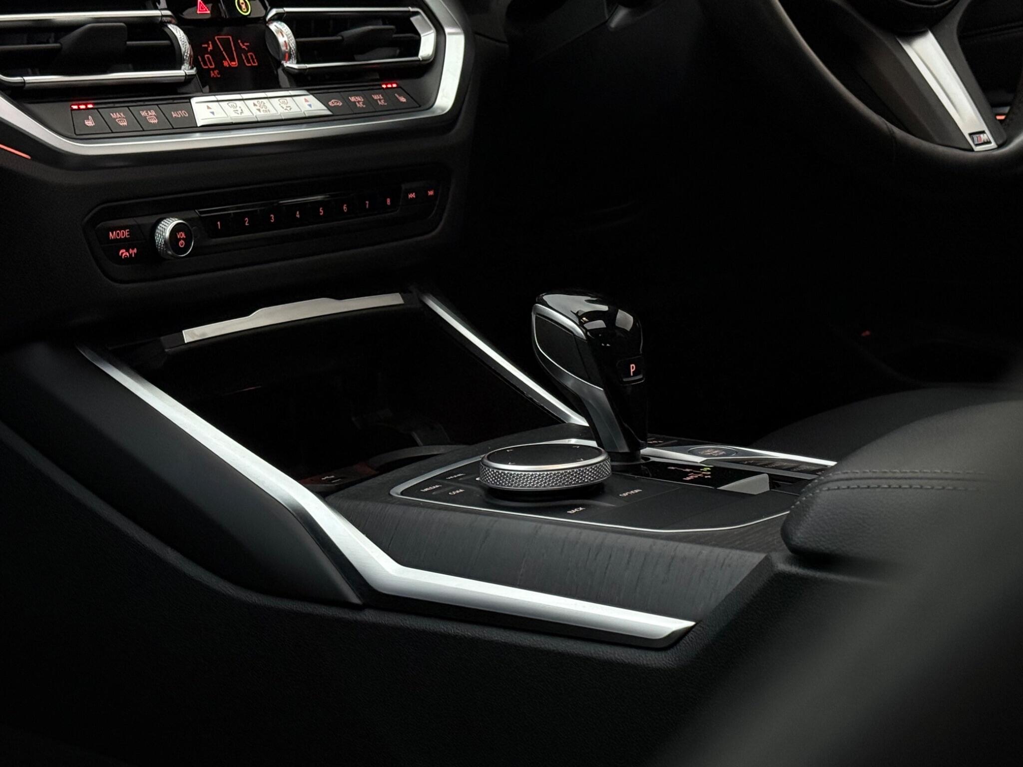 BMW 3 Series view 21