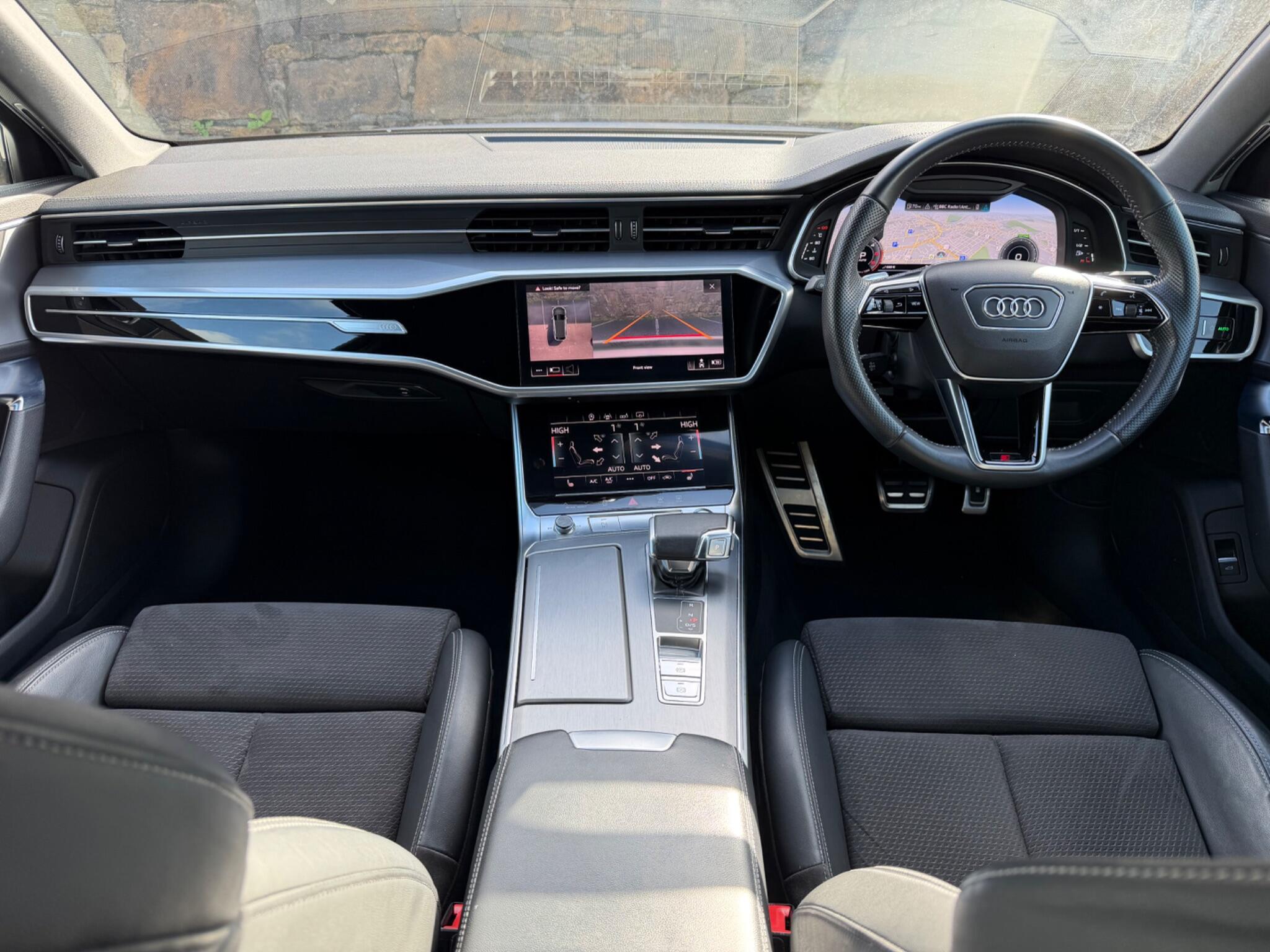 Audi A6 view 10