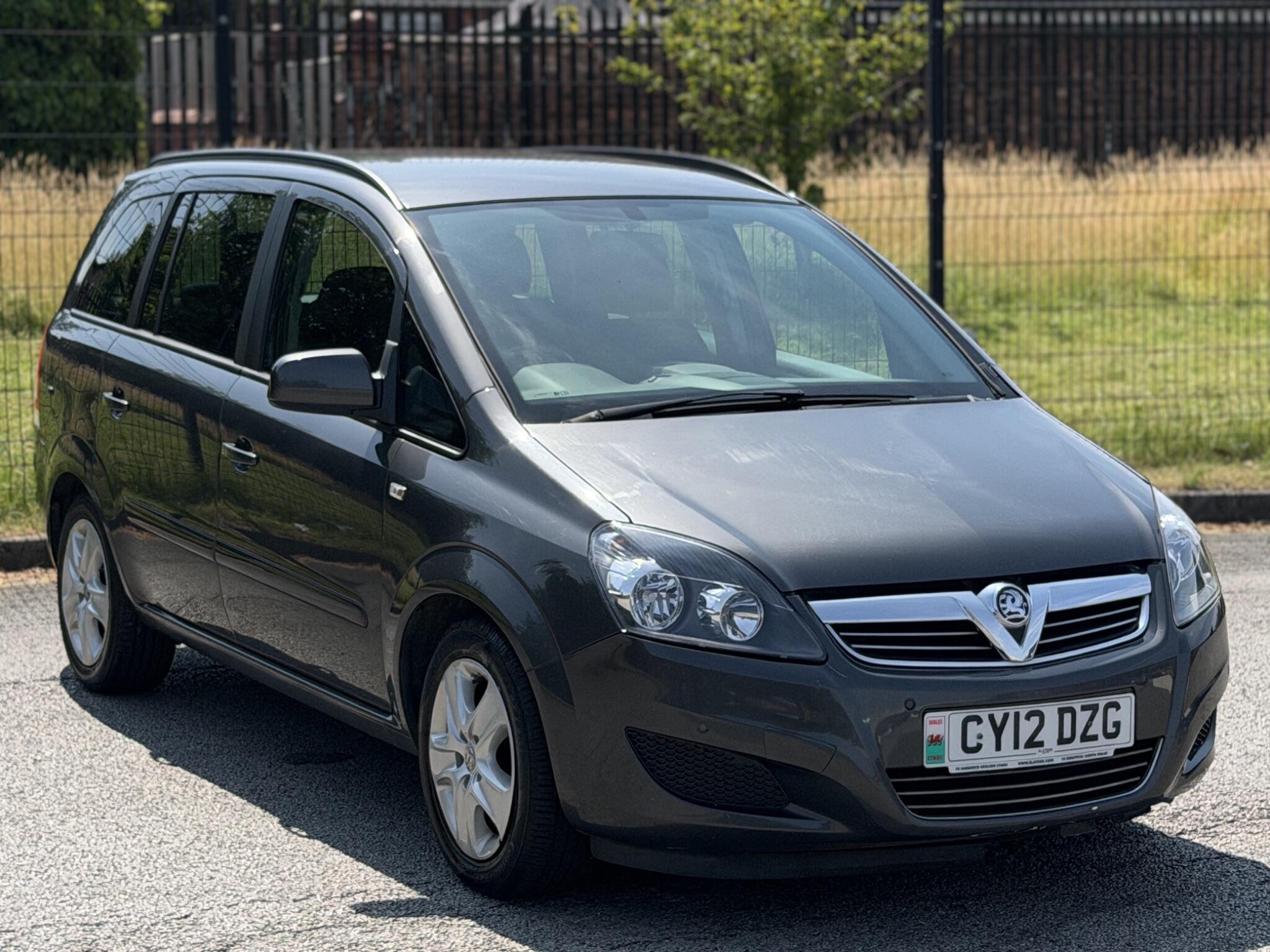 Vauxhall Zafira view 6
