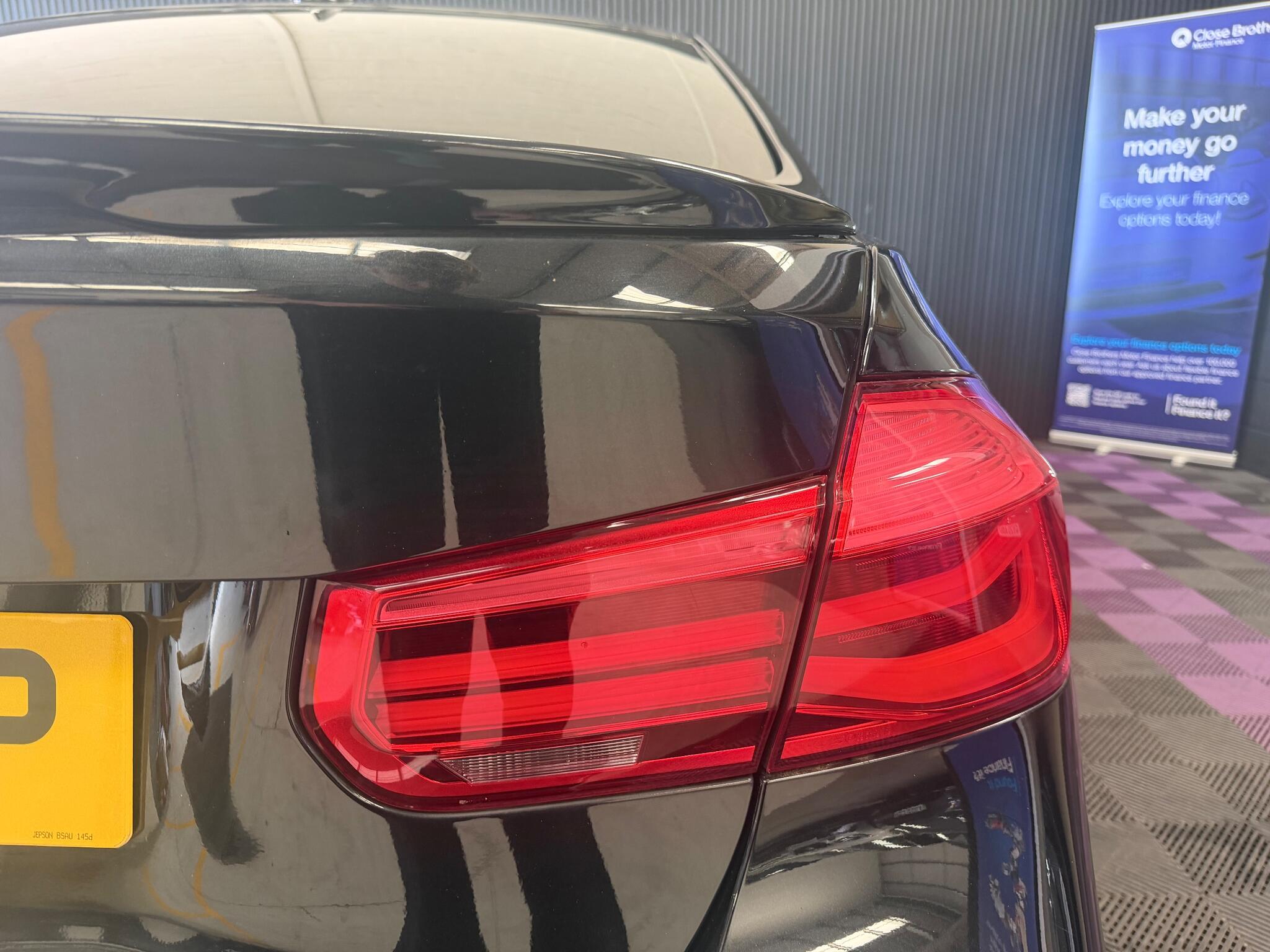 BMW 3 Series view 42