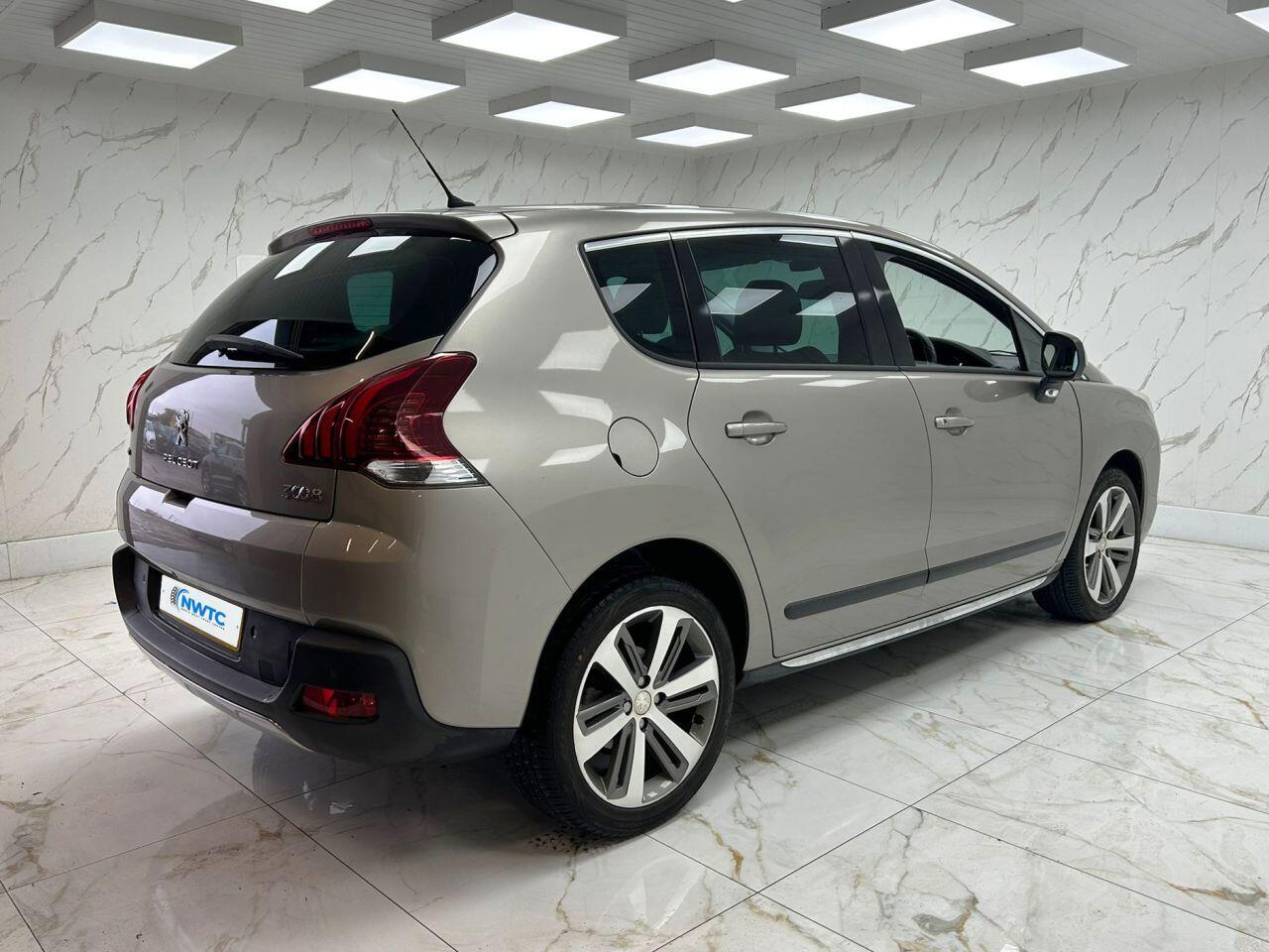 Peugeot 3008 view 10
