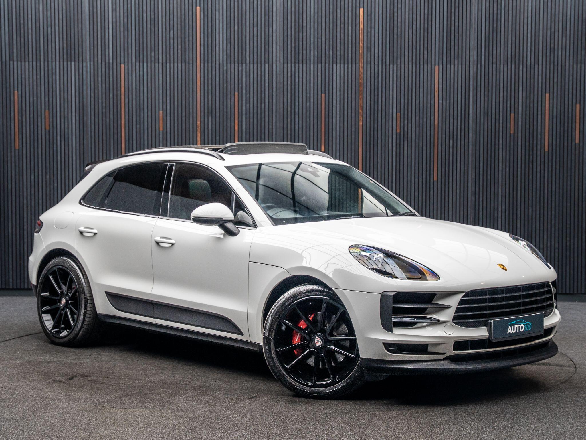 Porsche Macan view 7