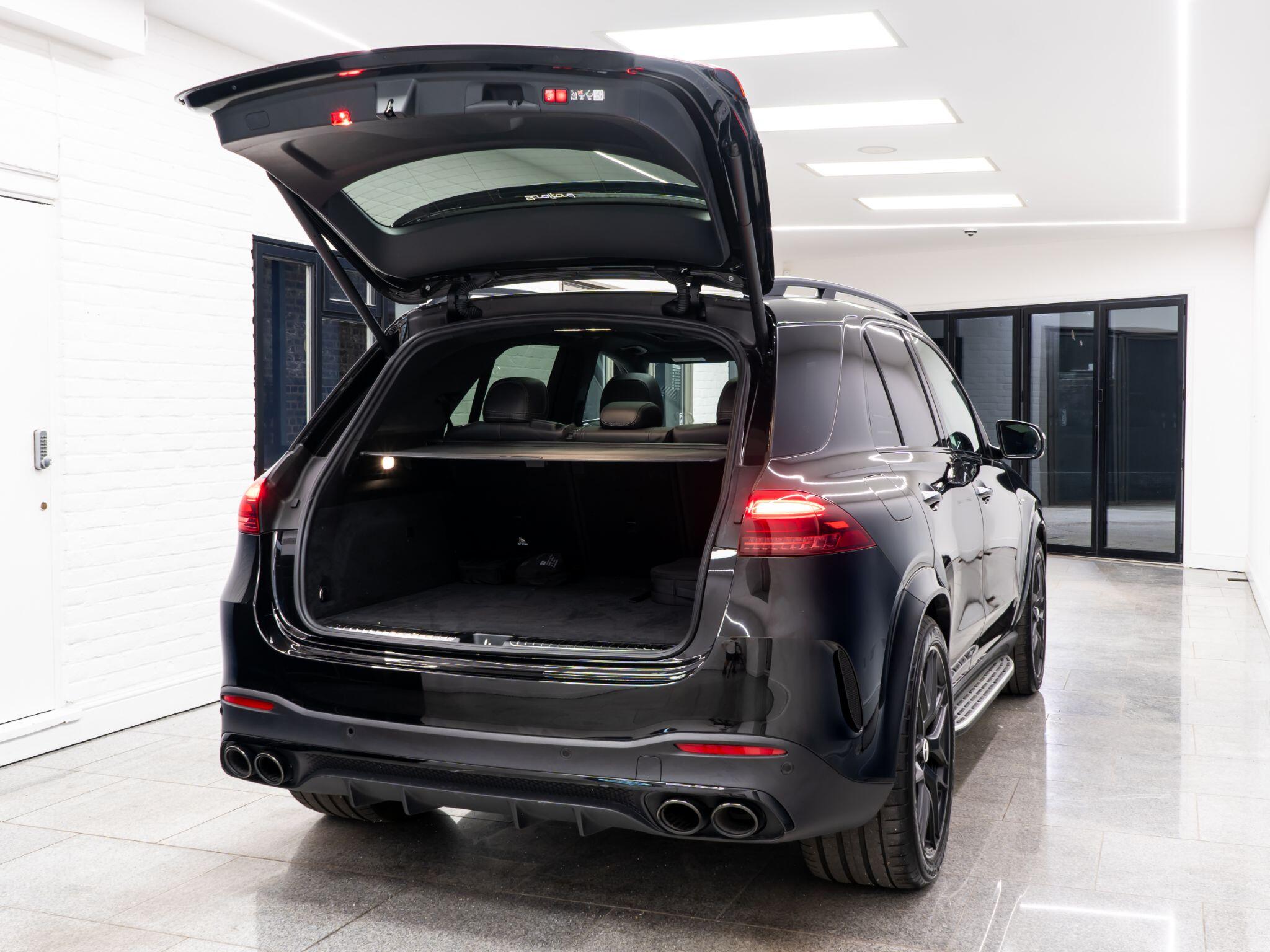 Mercedes-Benz GLE view 56