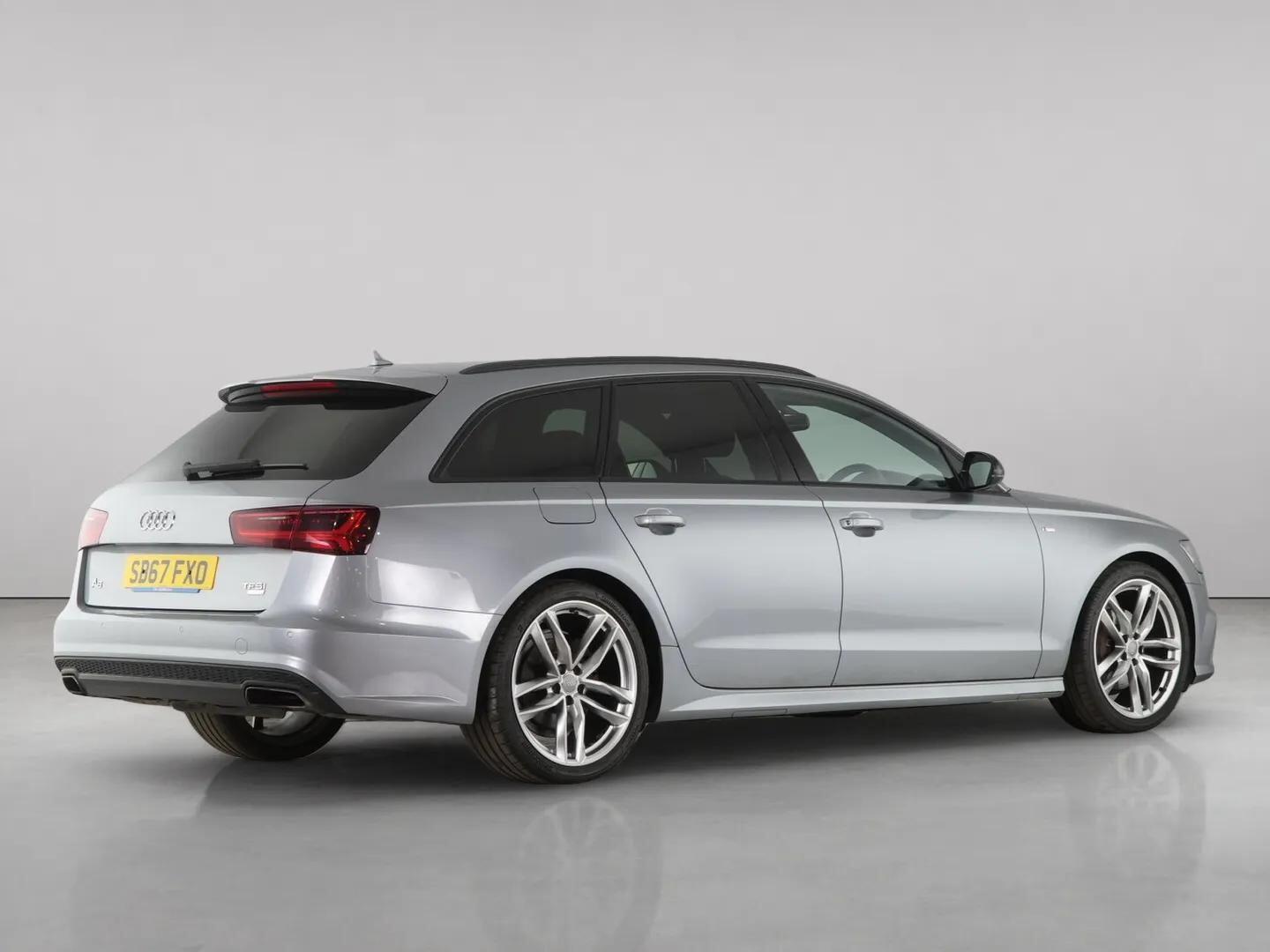 Audi A6 view 12