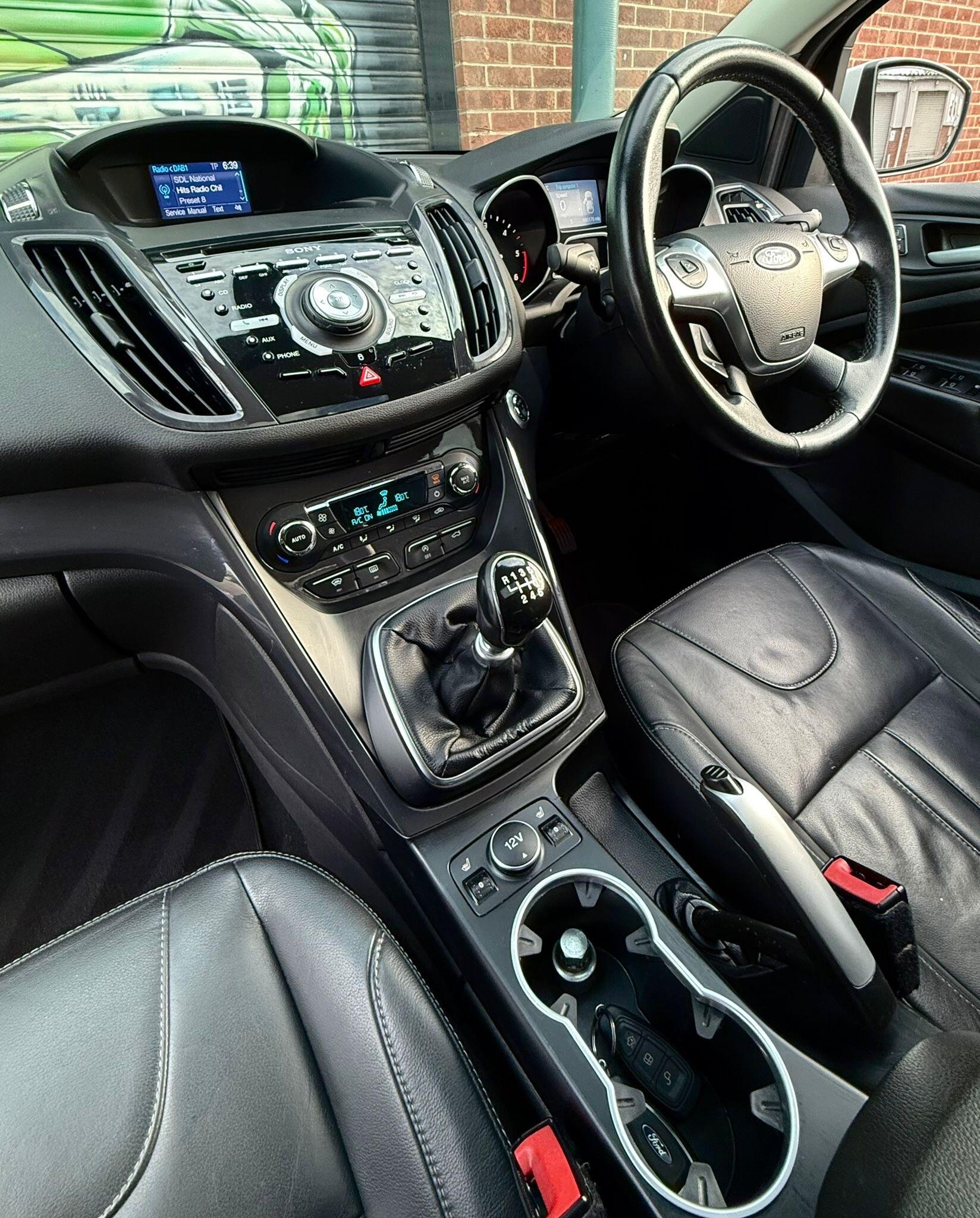 Ford Kuga view 35