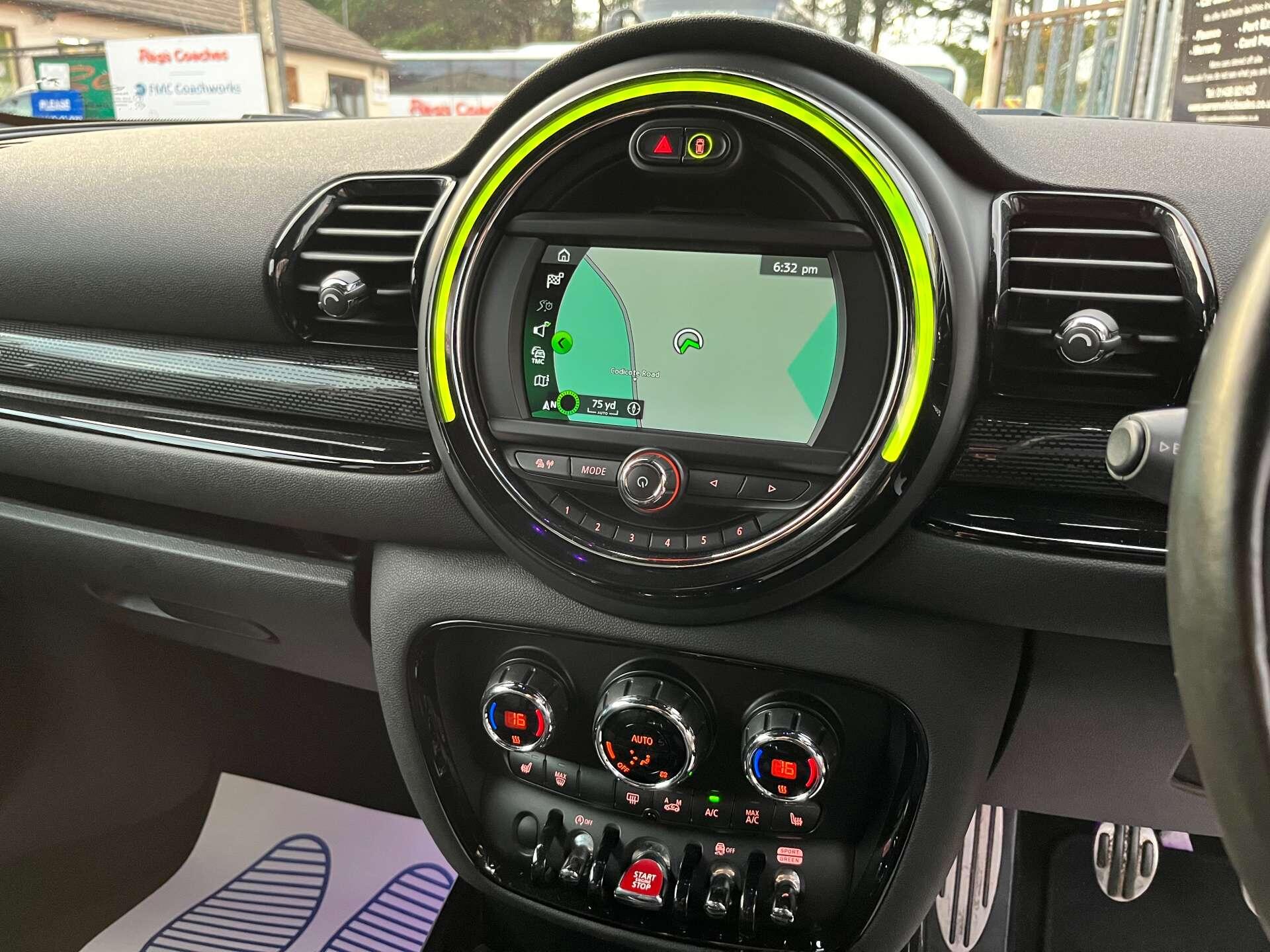 Mini Clubman view 36