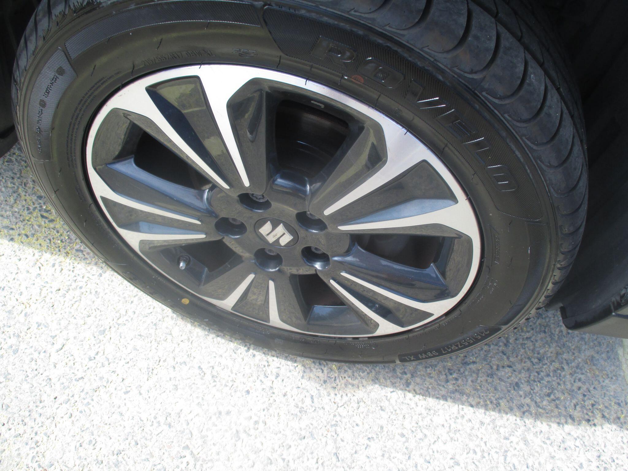 Suzuki Vitara view 28