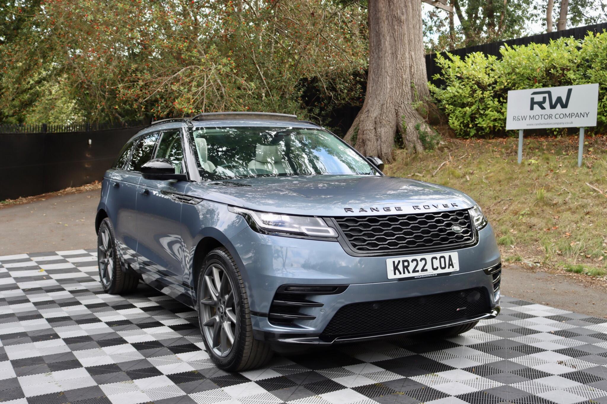 Land Rover Range Rover Velar view 37