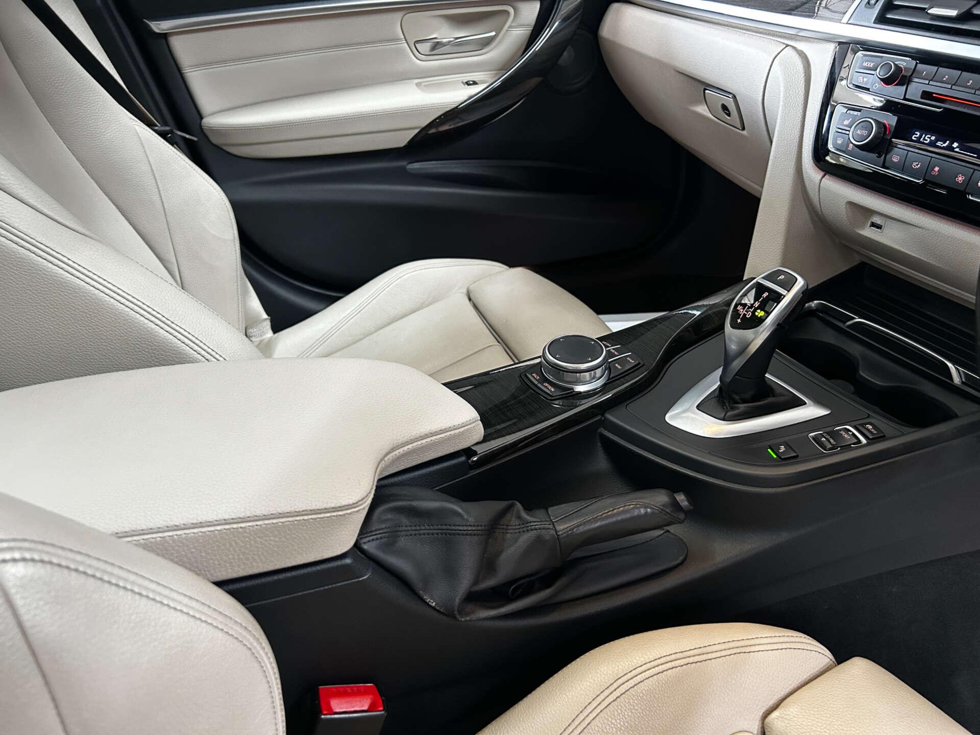 BMW 3 Series view 46