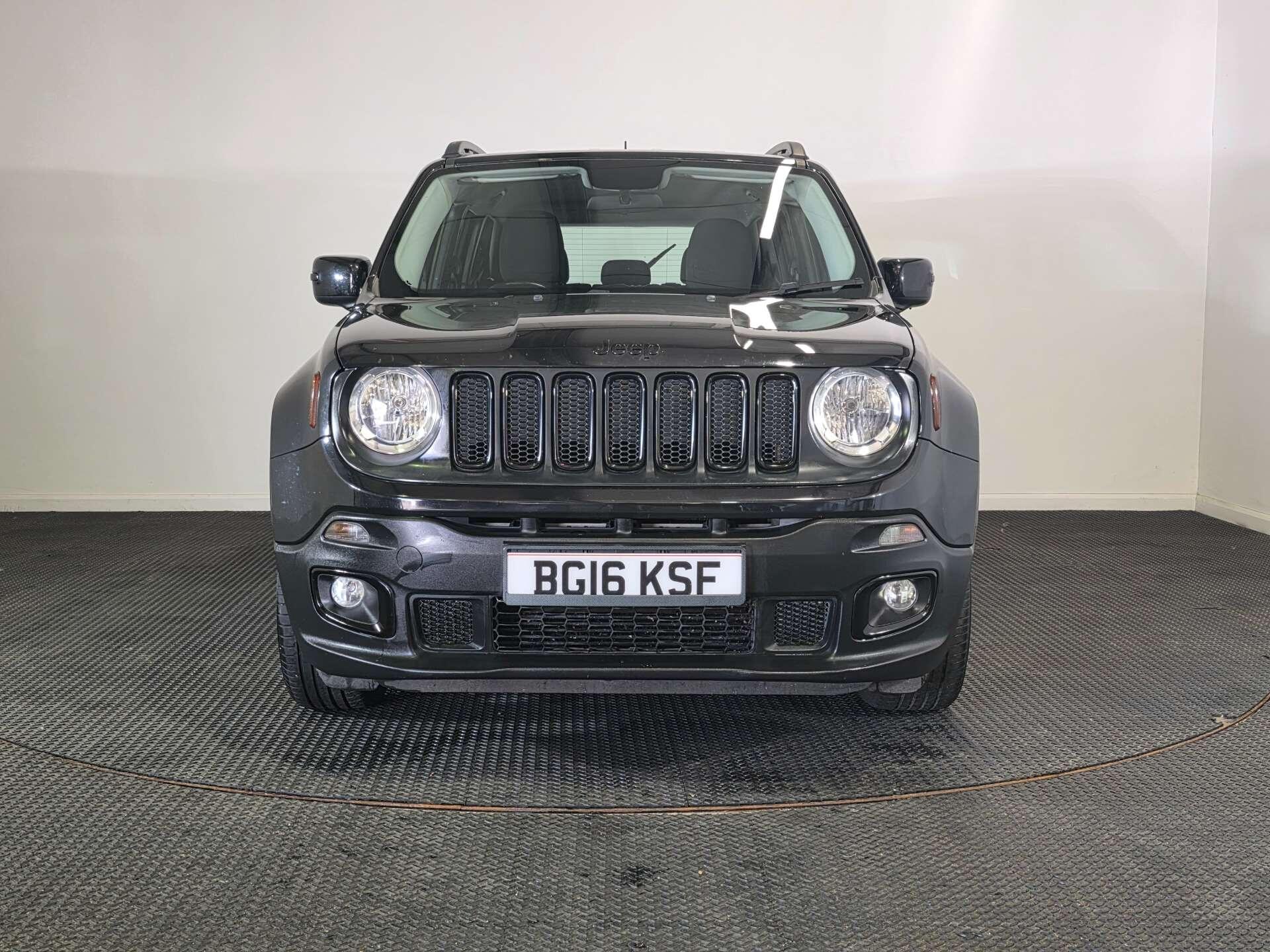 Jeep Renegade view 2