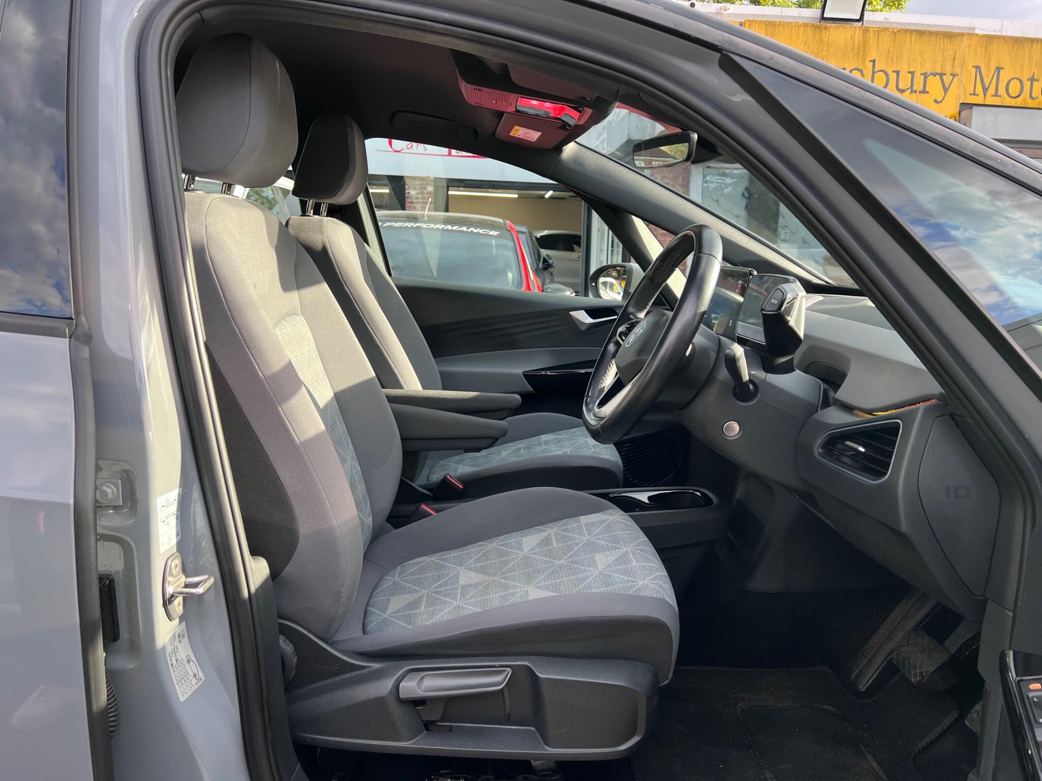 Volkswagen Id.3 view 16