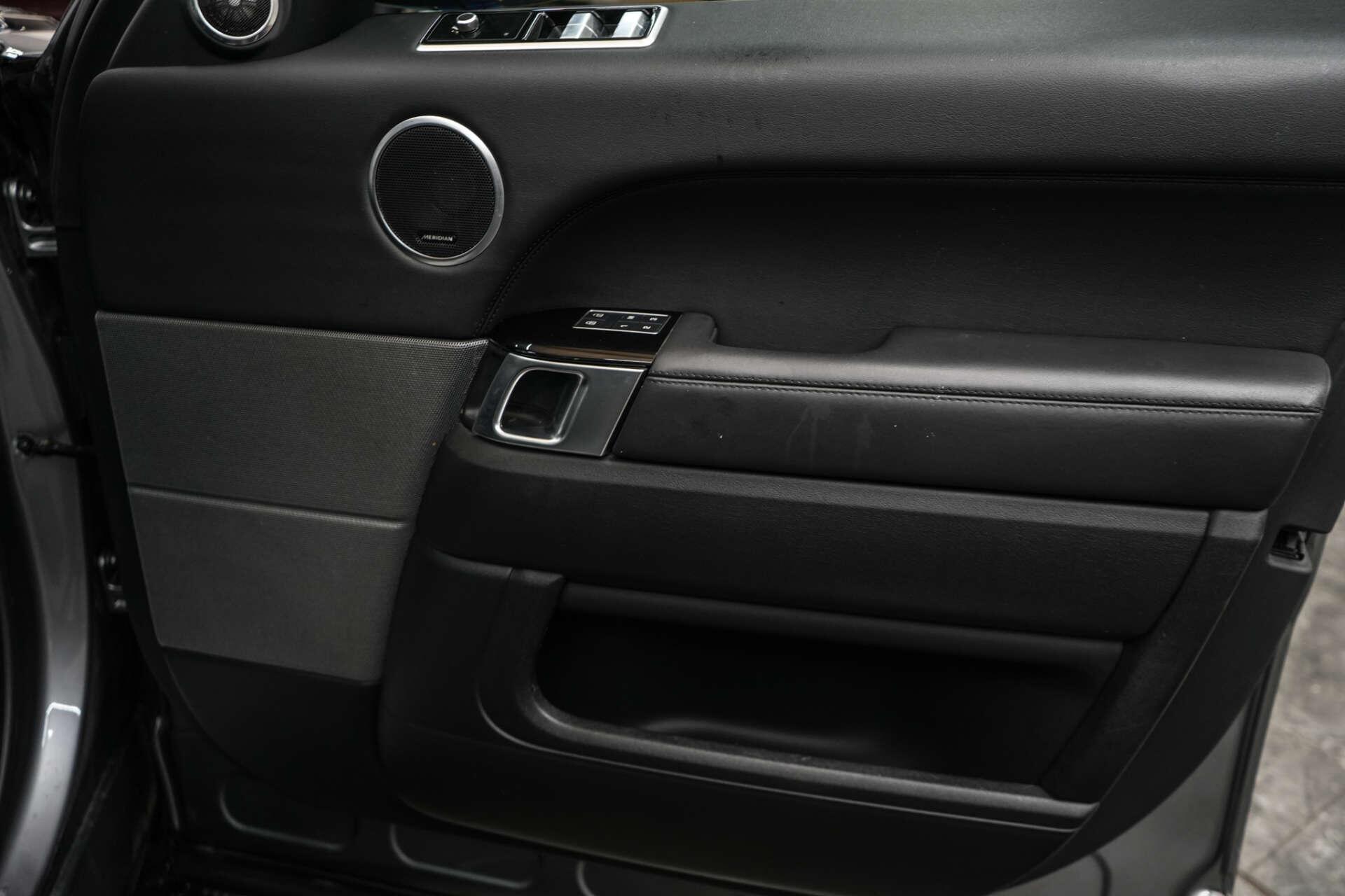 Land Rover Range Rover Sport view 18