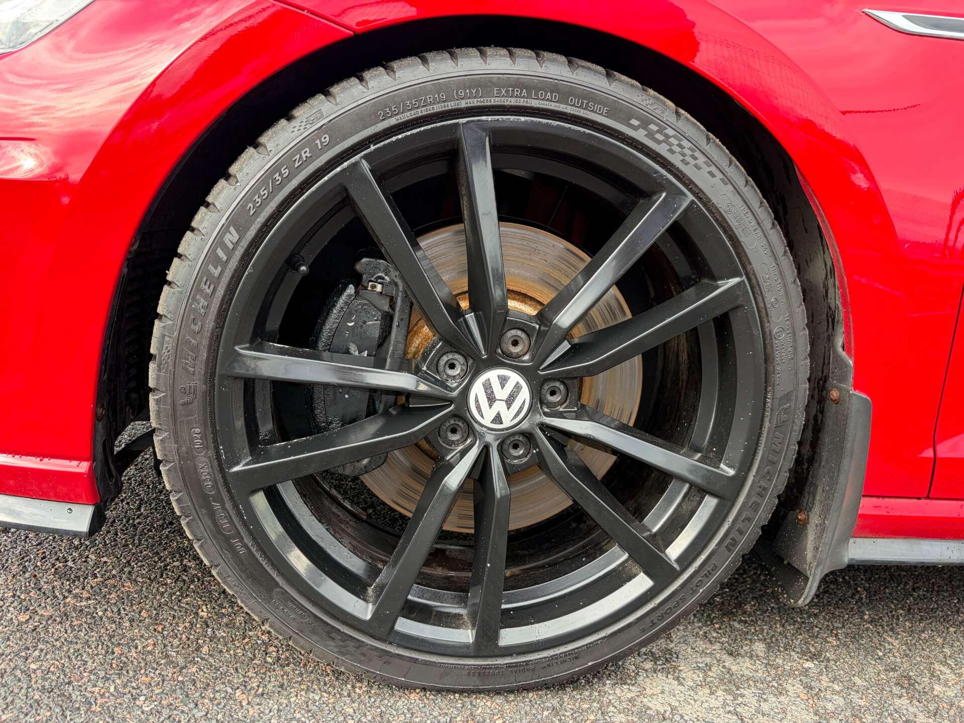 Volkswagen Golf view 10