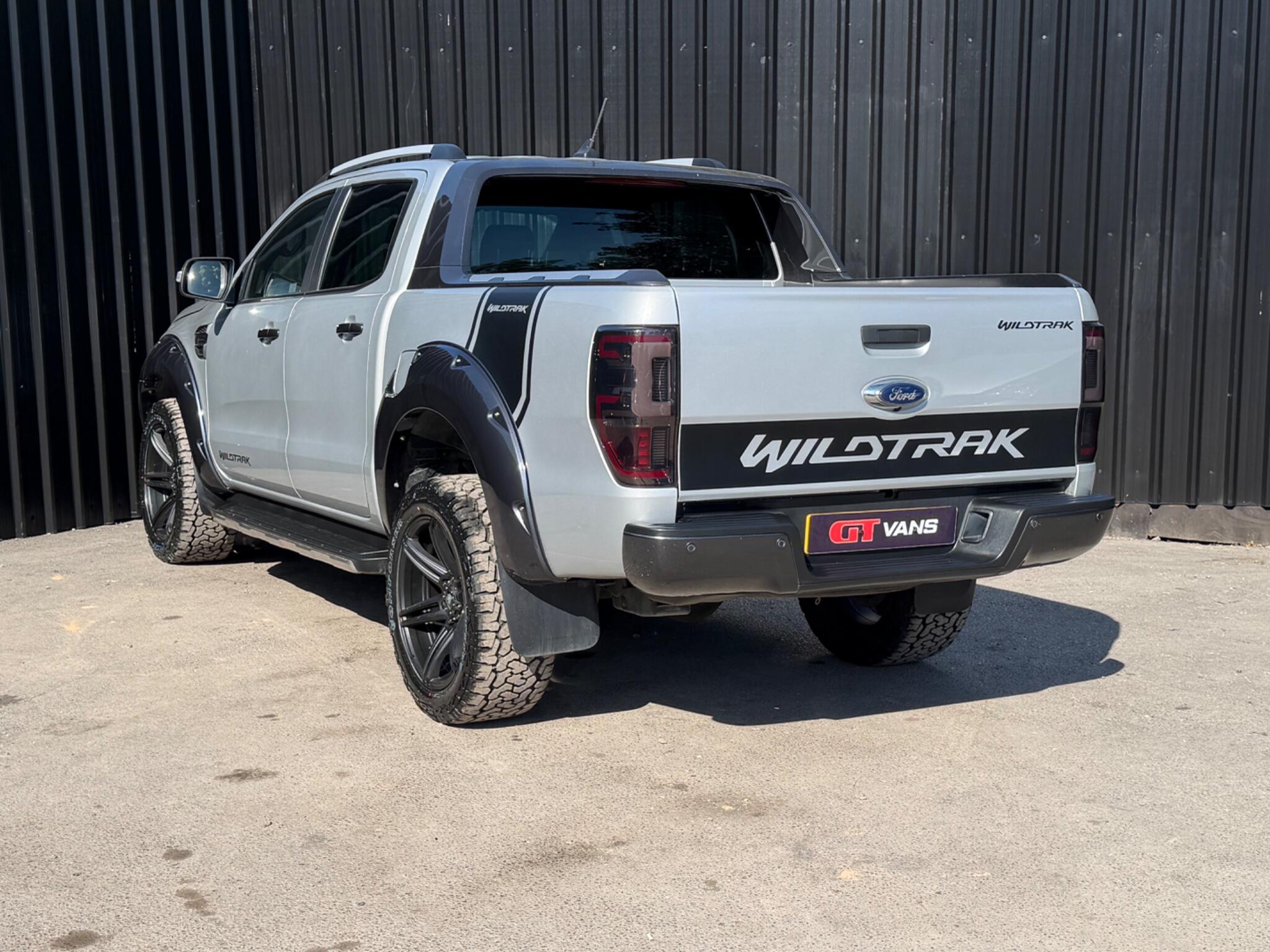 Ford Ranger view 4