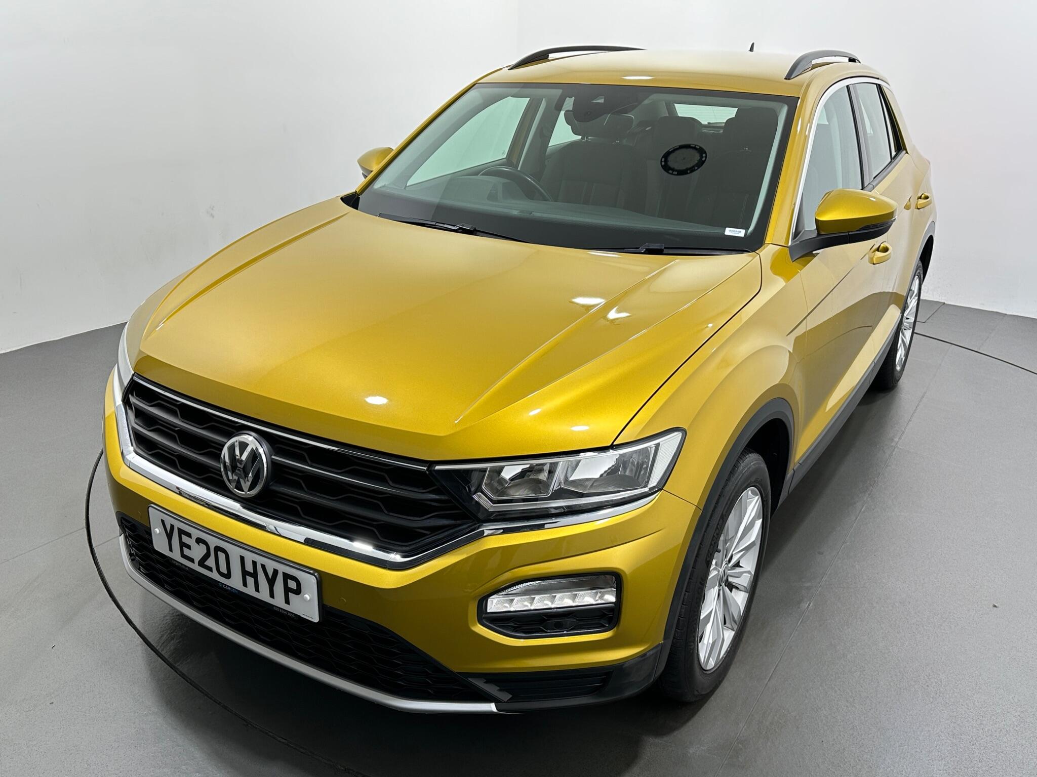 Volkswagen T-Roc view 51