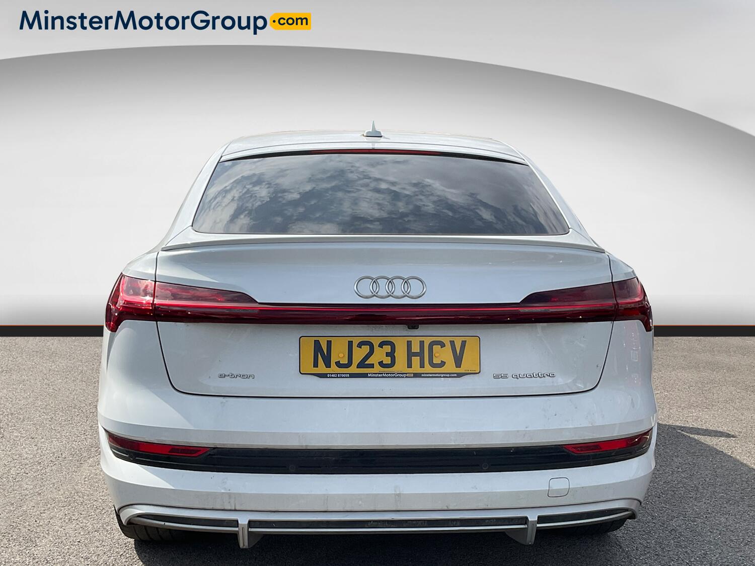Audi E-Tron view 3
